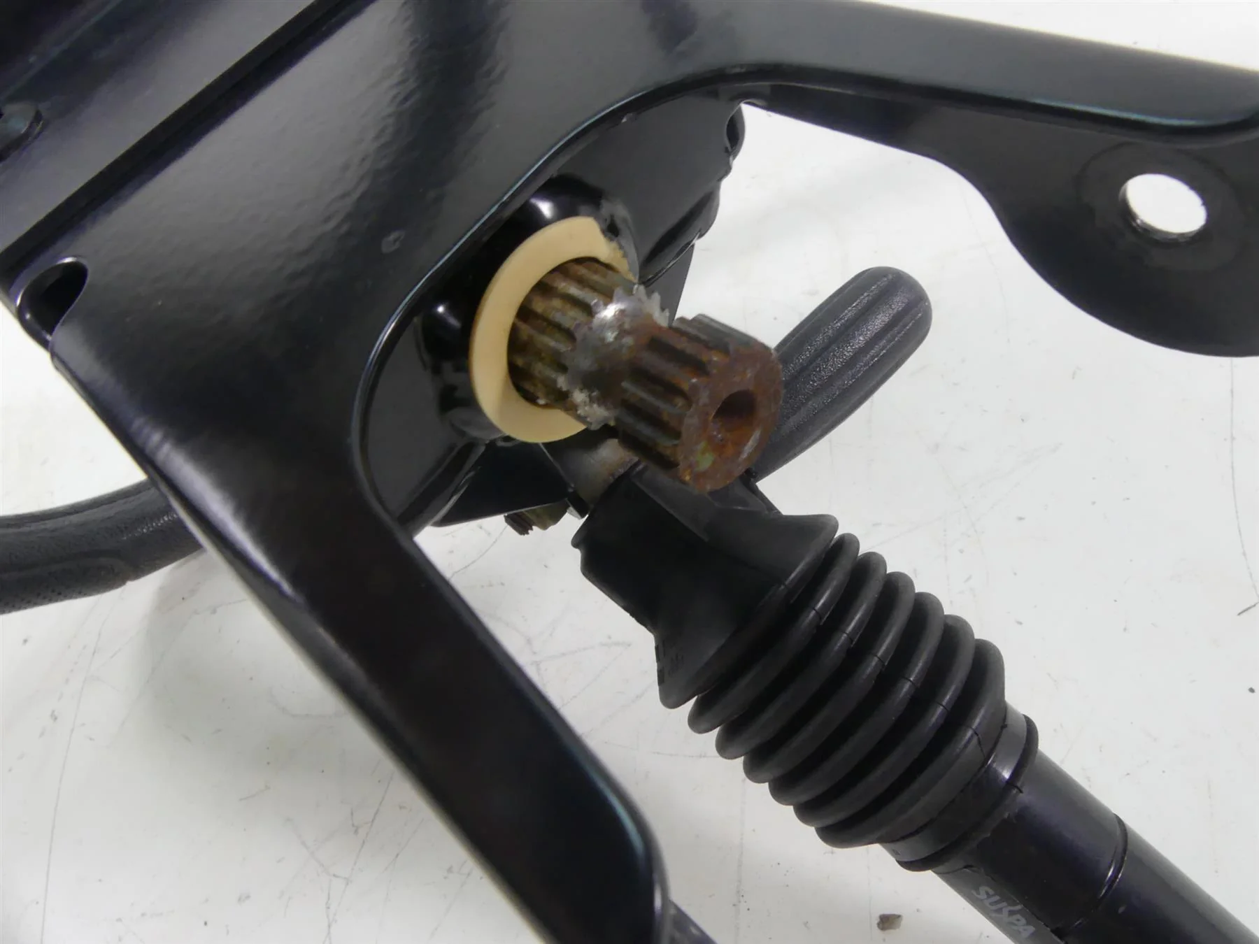 2015 Can-Am Commander 1000XT Steering Wheel Mount Damper Kit 715001134 - Image 8