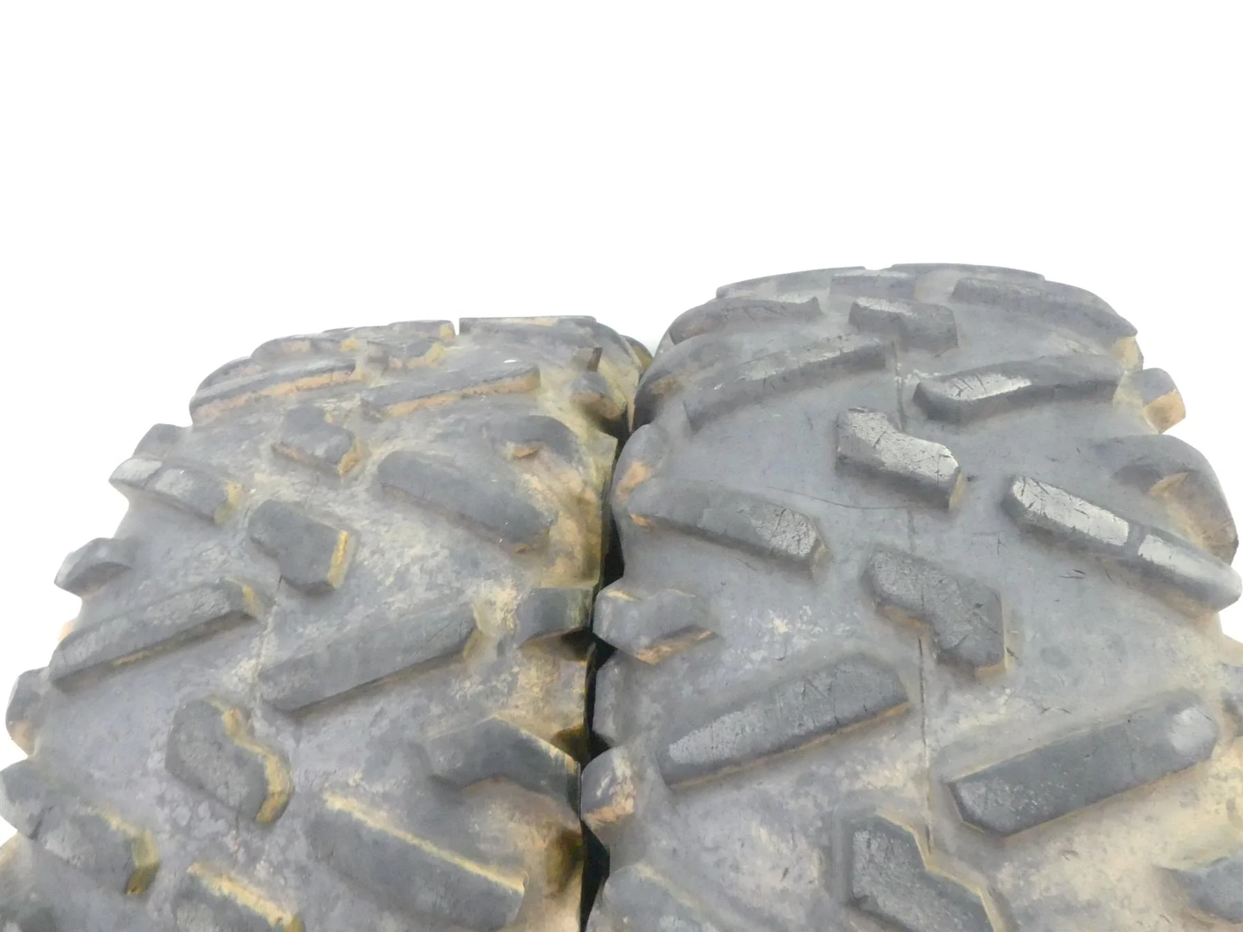 2015 Can-Am Commander 1000XT Wheel Tire Maxxis Bighorn 2.0 27x11-14 27x9-14 - Image 3