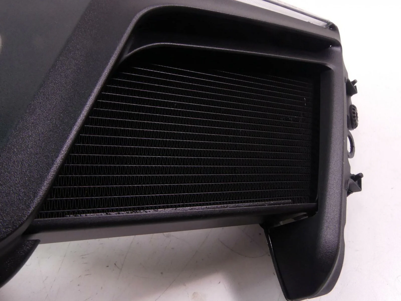 2015 Ducati Diavel Carbon Left Blinker Radiator Fan Hoses Cover Set 54840891B - Image 10