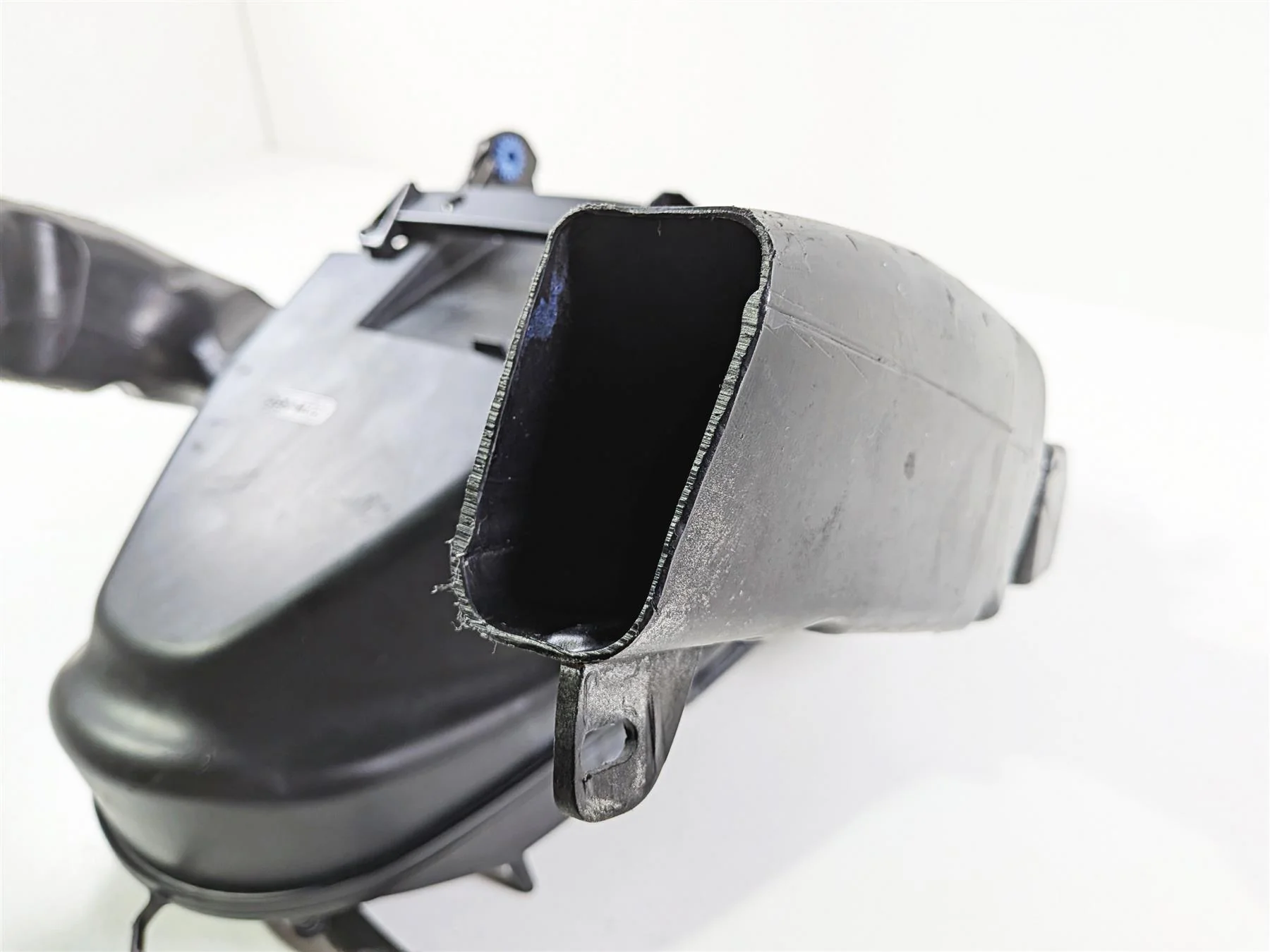 2015 Ducati Diavel Dark Air Cleaner Breather  & Ram Tubes 44213031A - Image 5