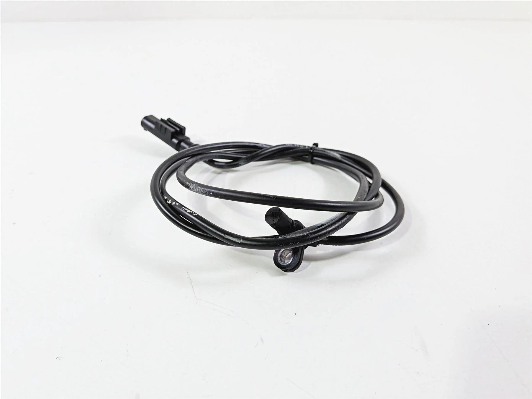2015 Ducati Diavel Dark Bosch Rear Abs Brake Wheel Speed Sensor 55212111B - Image 6