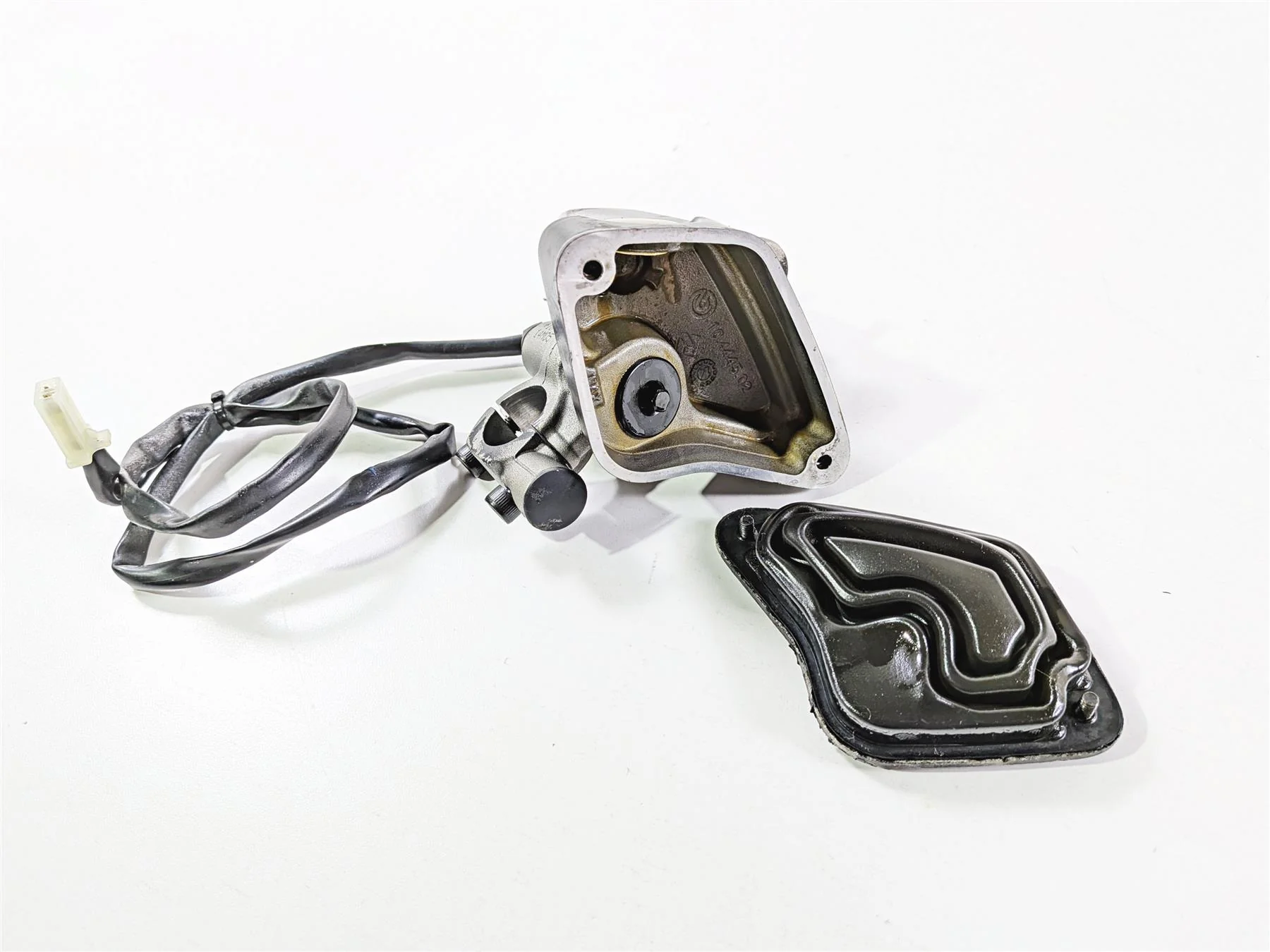 2015 Ducati Diavel Dark Brembo Front Brake Radial Master Cylinder 62440661AB - Image 6