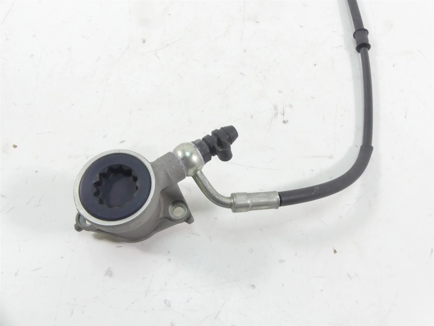 2015 Ducati Diavel Dark Clutch Slave Cylinder Piston + Line Hose Tube 19540033B - Image 2
