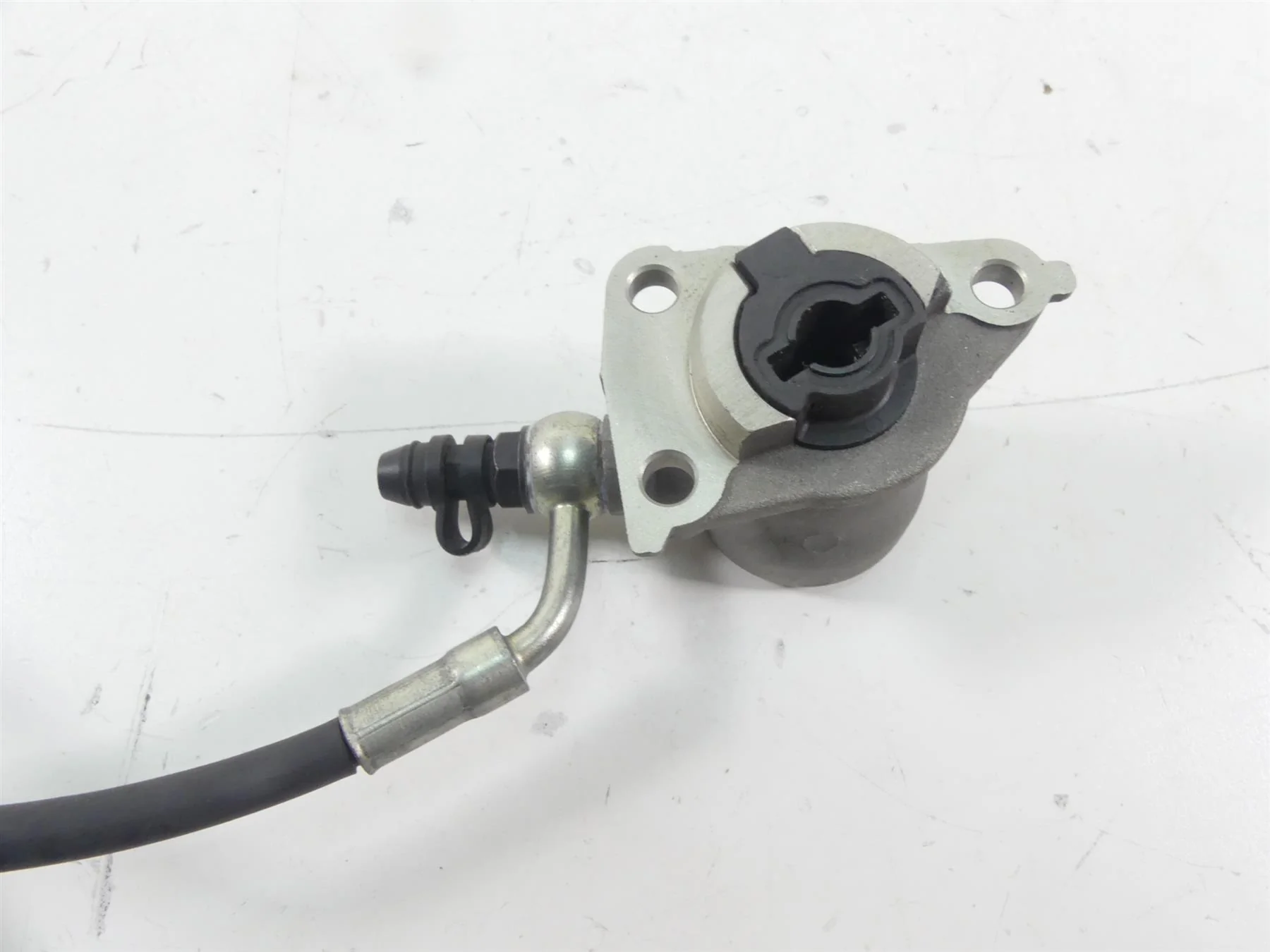 2015 Ducati Diavel Dark Clutch Slave Cylinder Piston + Line Hose Tube 19540033B - Image 4