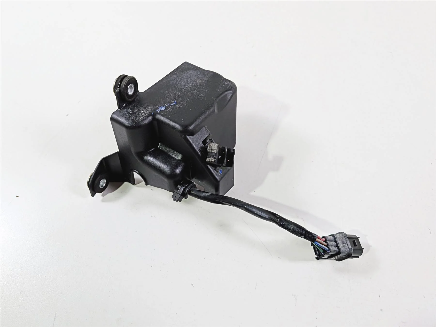 2015 Ducati Diavel Dark Exhaust Servo Motor Actuator Denso 59340393A - Image 12