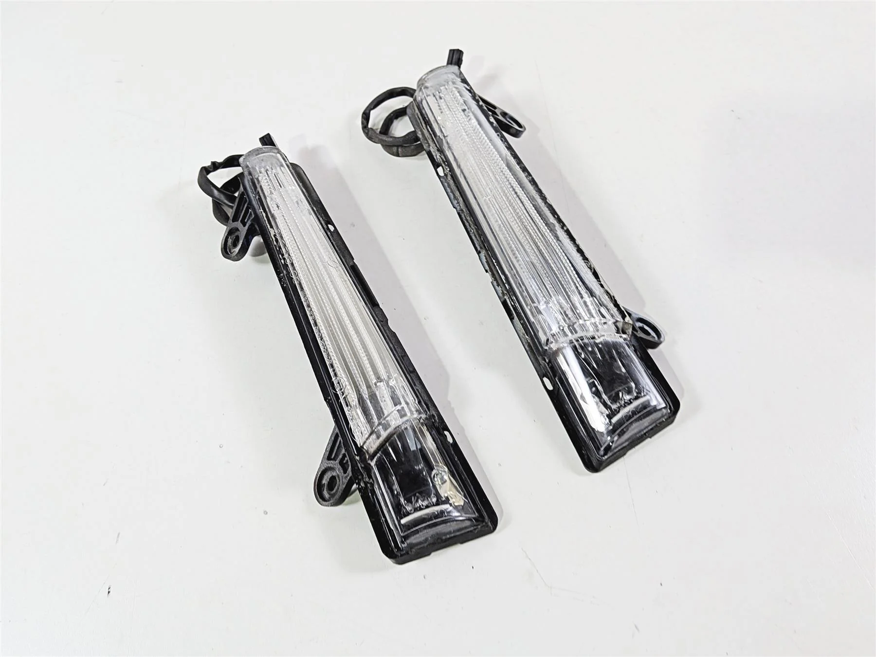 2015 Ducati Diavel Dark Front Blinker Turn Signal Set -Read 53010301B 53010311B