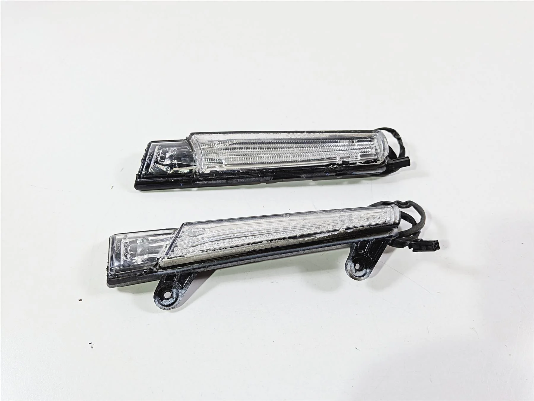 2015 Ducati Diavel Dark Front Blinker Turn Signal Set -Read 53010301B 53010311B - Image 5