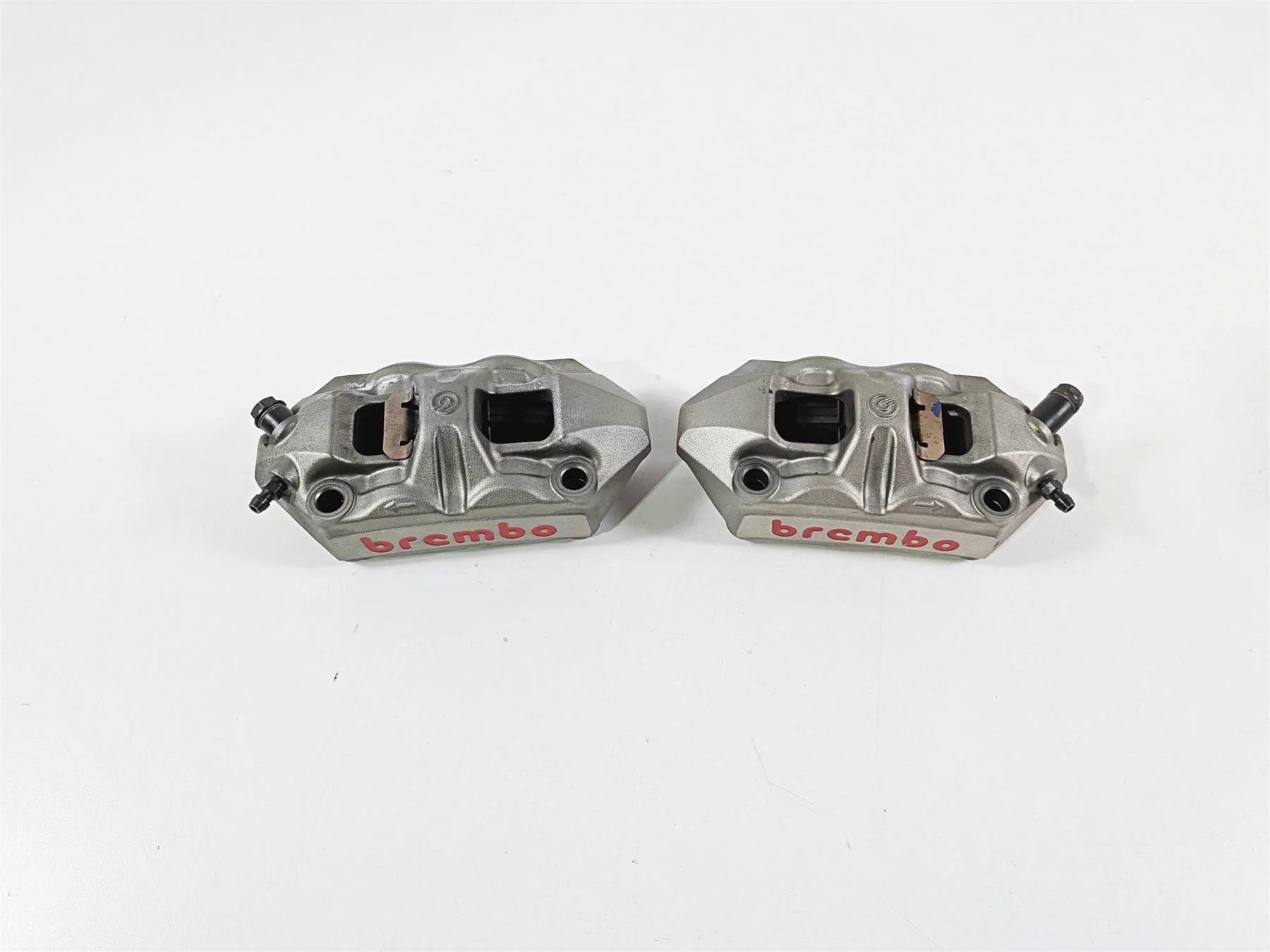 2015 Ducati Diavel Dark Front Brembo Brake Caliper Set 100mm 61040901C 61040911C