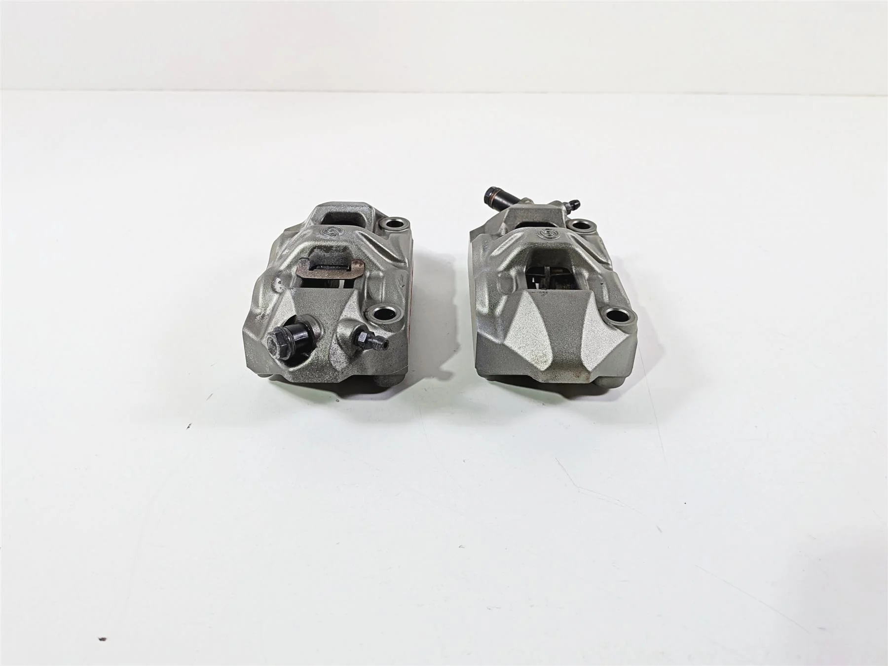 2015 Ducati Diavel Dark Front Brembo Brake Caliper Set 100mm 61040901C 61040911C - Image 4