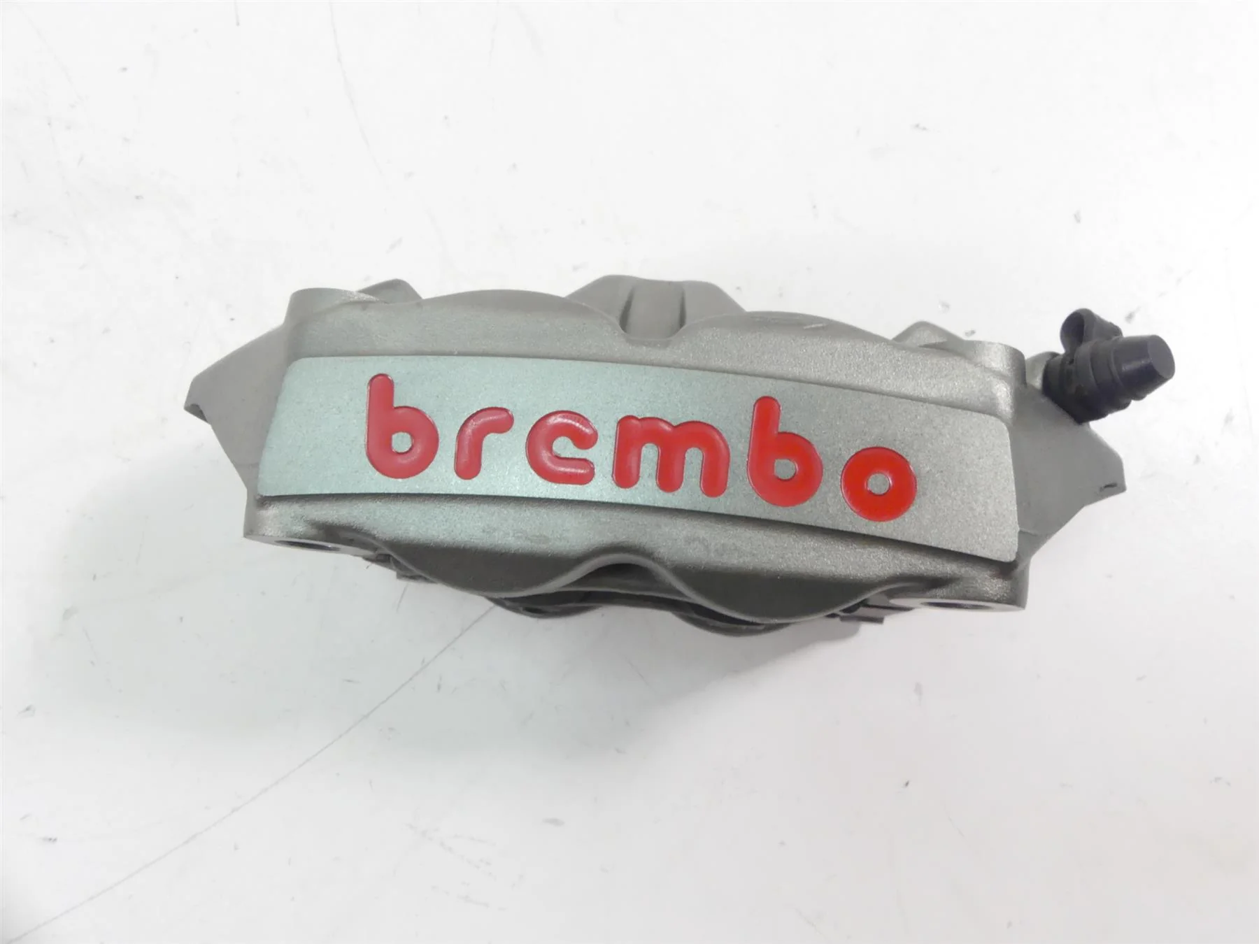 2015 Ducati Diavel Dark Front Brembo Brake Caliper Set 61040901C 61040911C - Image 10