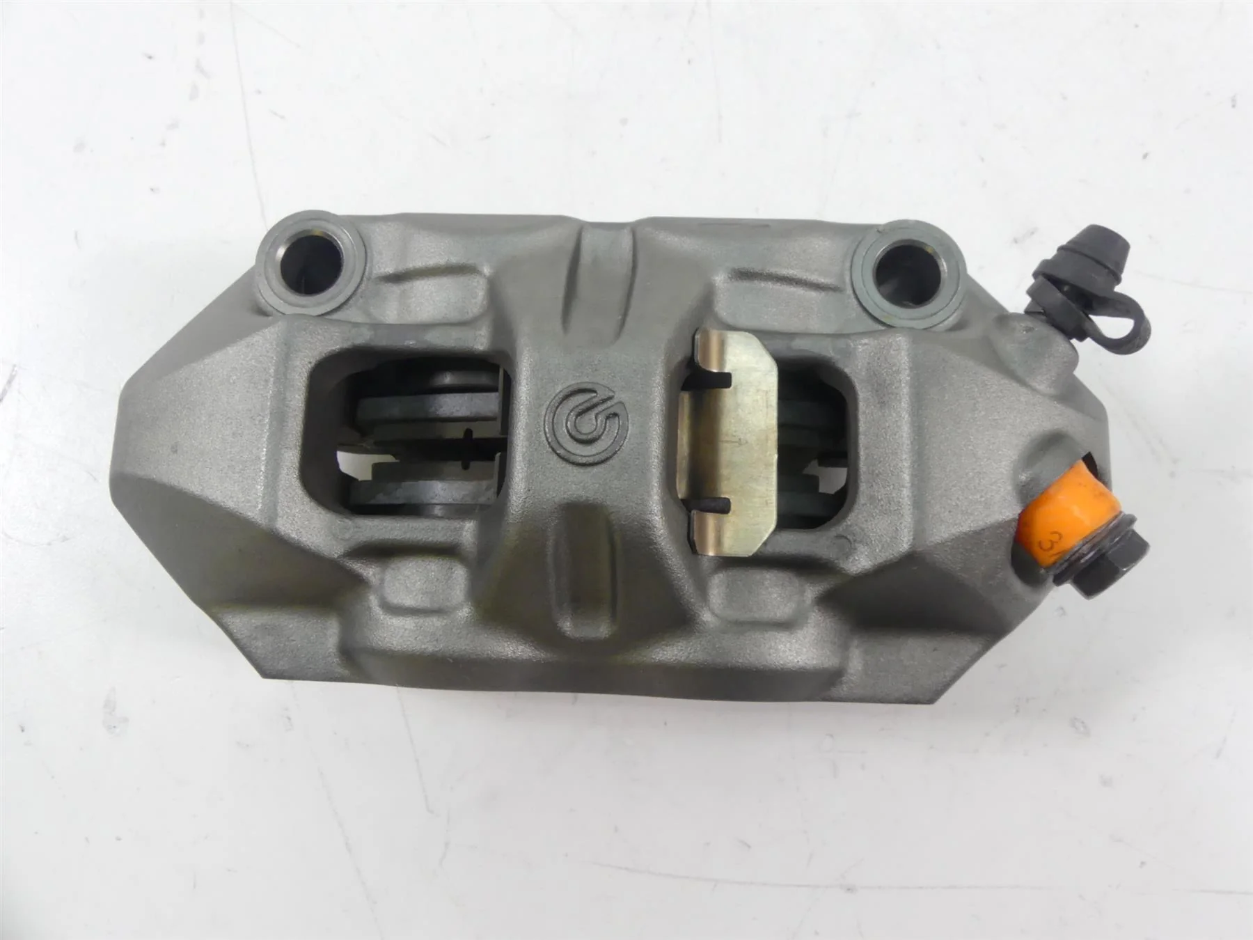2015 Ducati Diavel Dark Front Brembo Brake Caliper Set 61040901C 61040911C - Image 6