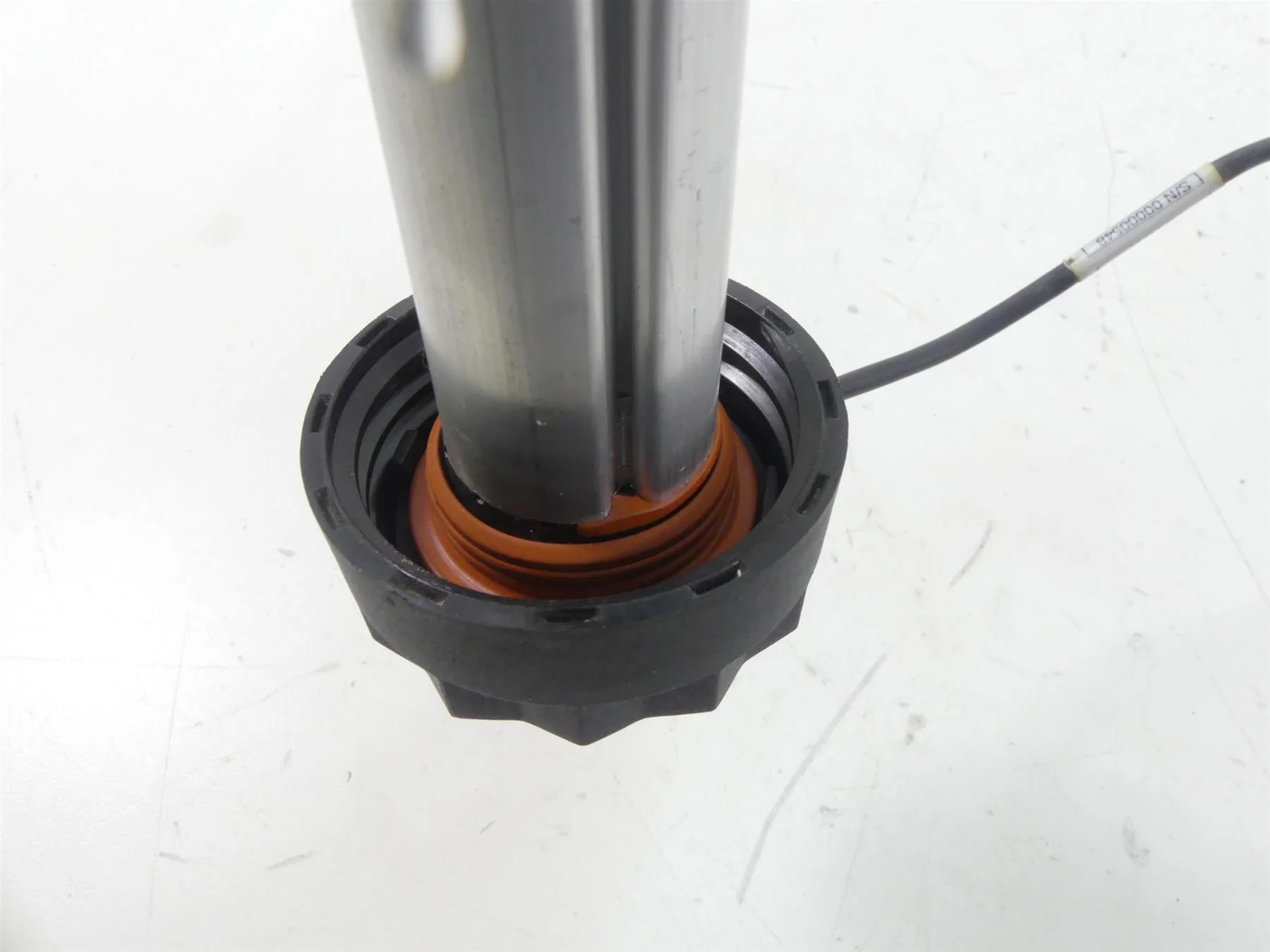 2015 Ducati Diavel Dark Fuel Gas Petrol Level Sensor Sender 59210221E - Image 9