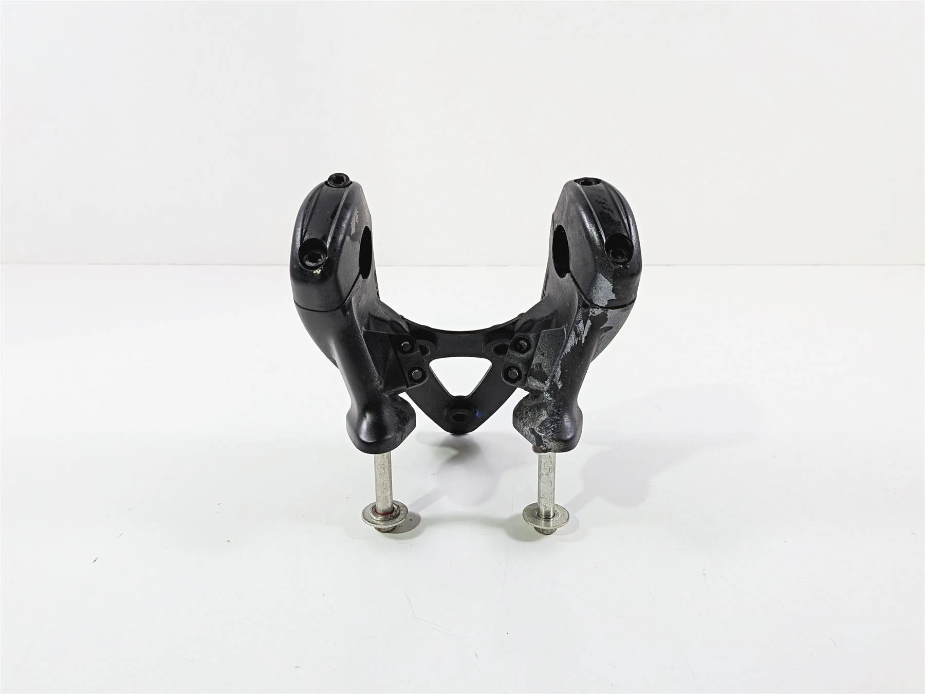 2015 Ducati Diavel Dark Handlebar Holder Riser Set 36011651AA 36011671AA - Image 3