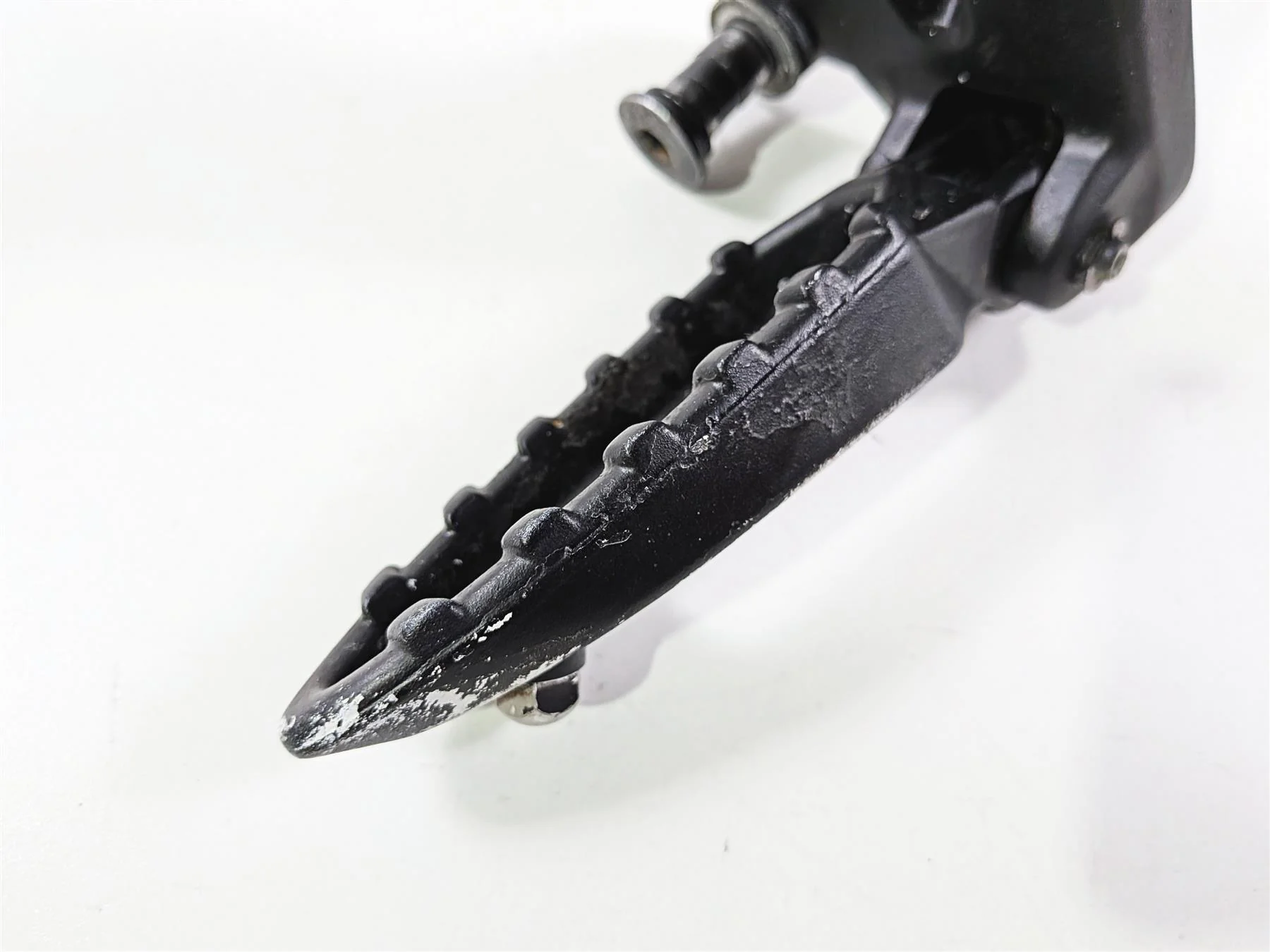 2015 Ducati Diavel Dark Left Rider Foot Peg & Mount 82411751A - Image 10