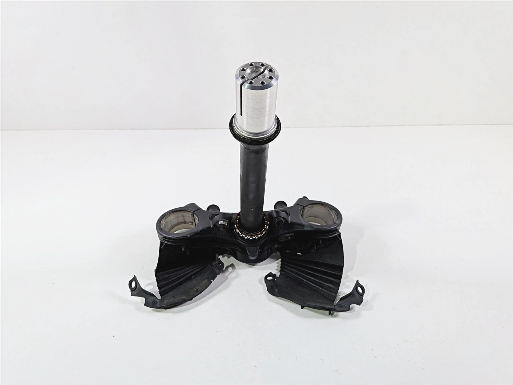 2015 Ducati Diavel Dark Lower Tiple Tree Steering Clamp 34220612B