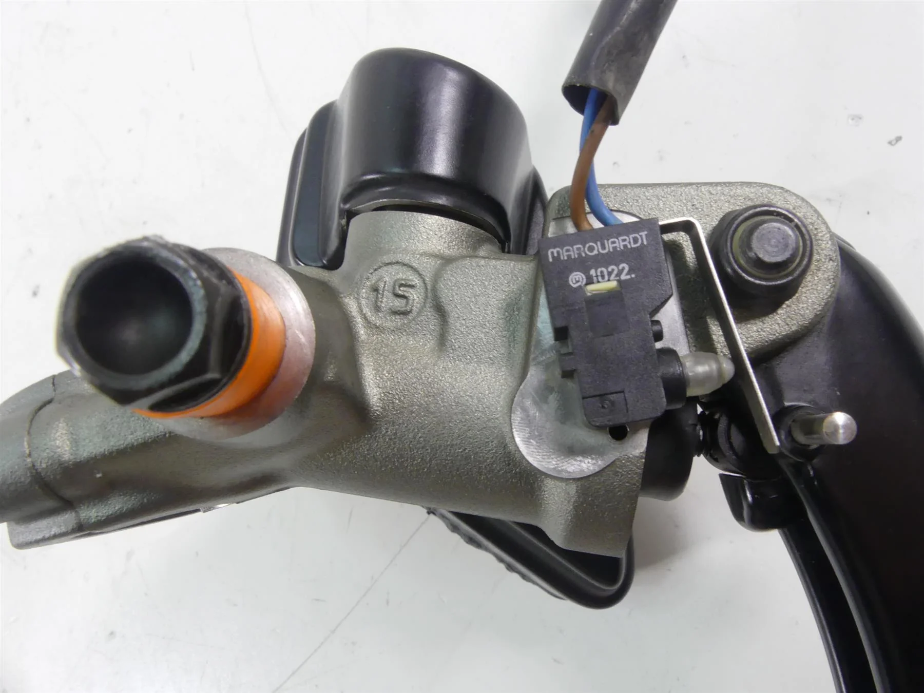 2015 Ducati Diavel Dark Radial Clutch Master Cylinder + Lever 63040542AB - Image 3