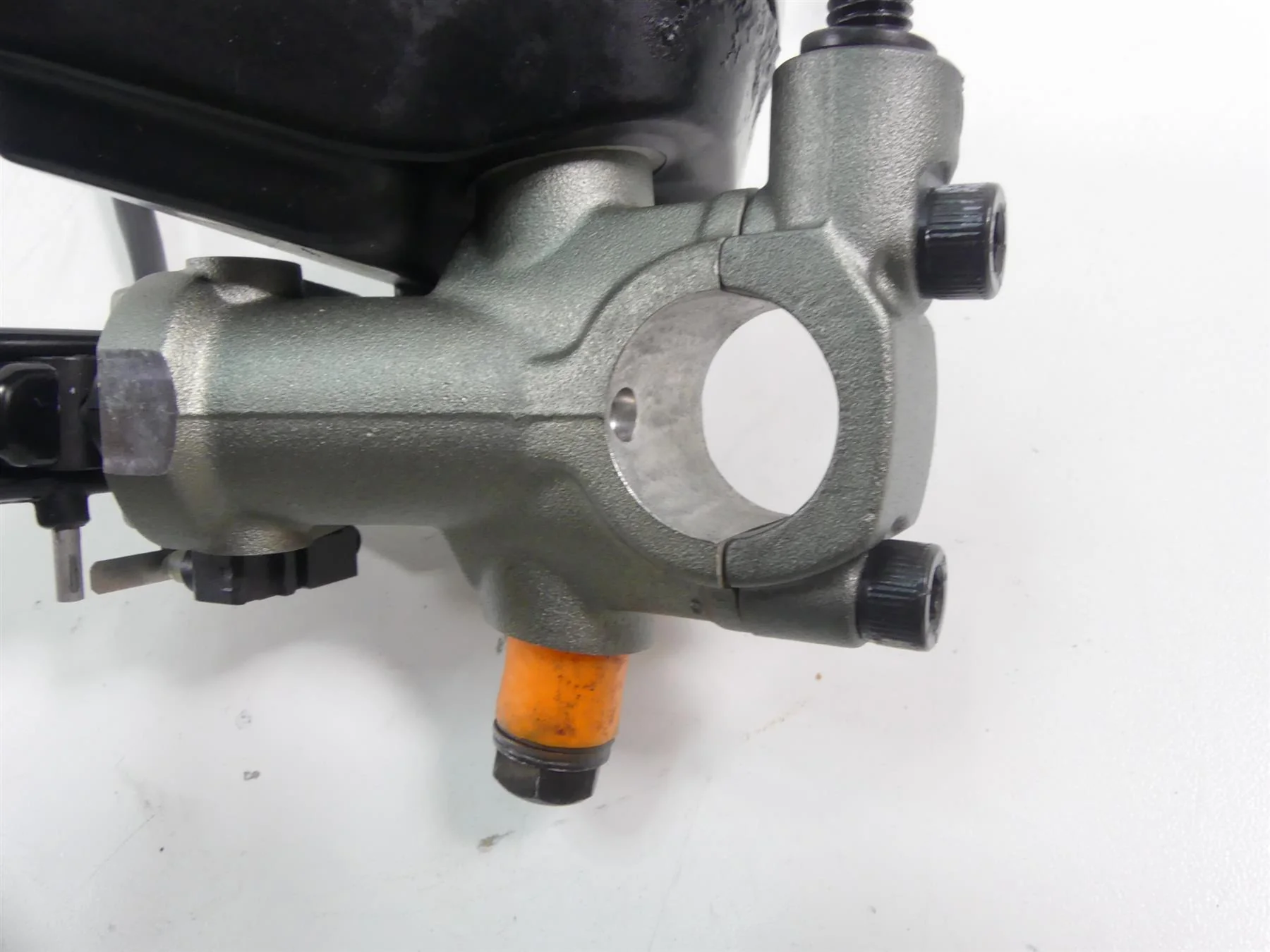 2015 Ducati Diavel Dark Radial Clutch Master Cylinder + Lever 63040542AB - Image 9
