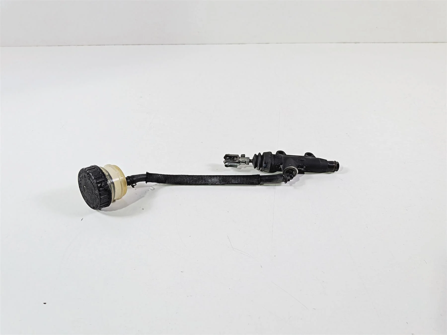 2015 Ducati Diavel Dark Rear Brembo Brake Master Cylinder 62540341A - Image 4