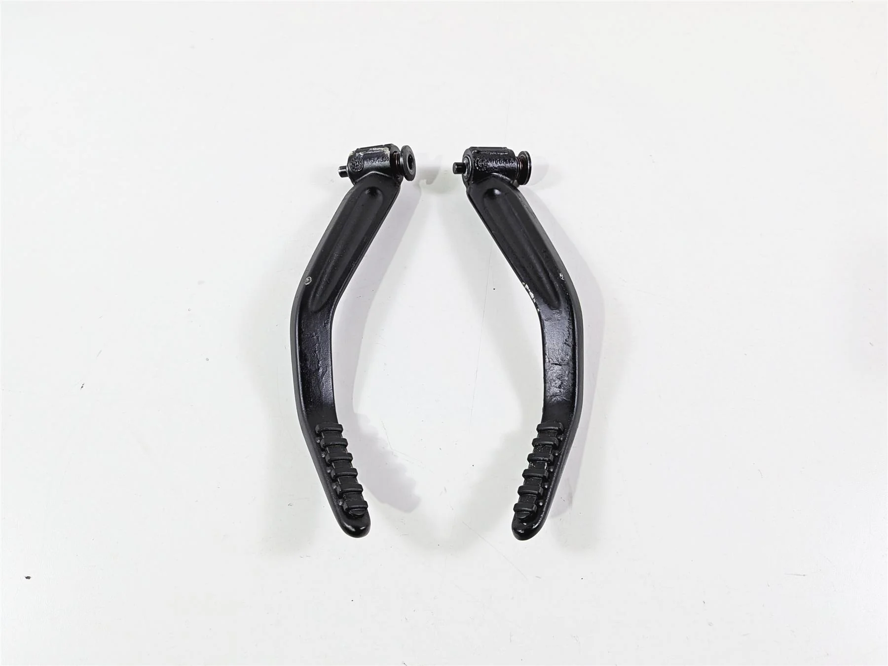 2015 Ducati Diavel Dark Rear Passenger Foot Peg Set 46520671A 46520661A - Image 3