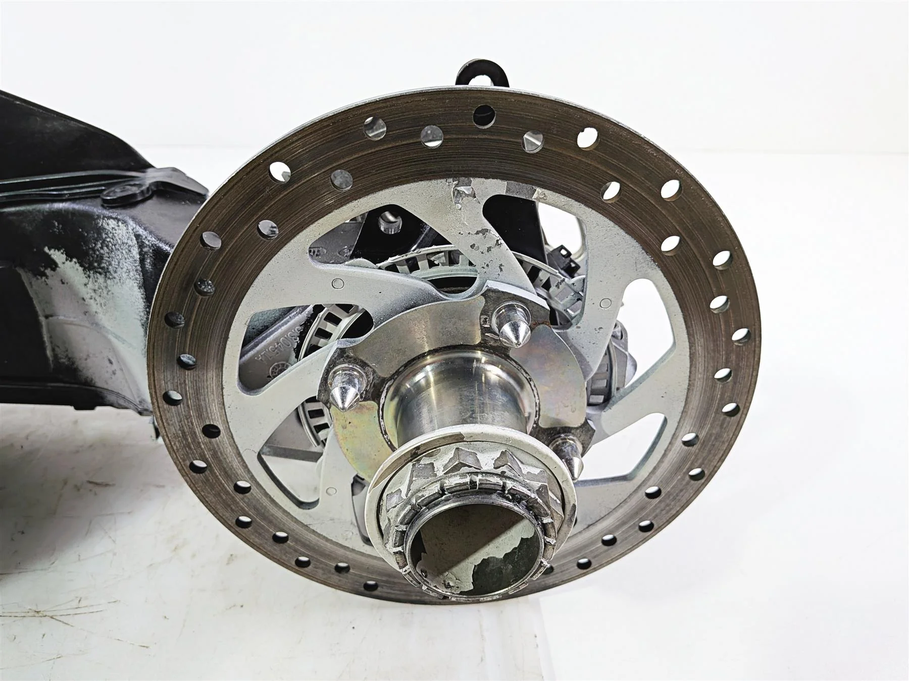 2015 Ducati Diavel Dark Rear Swingarm Axle 37020953CA 819Z0021A - Image 6