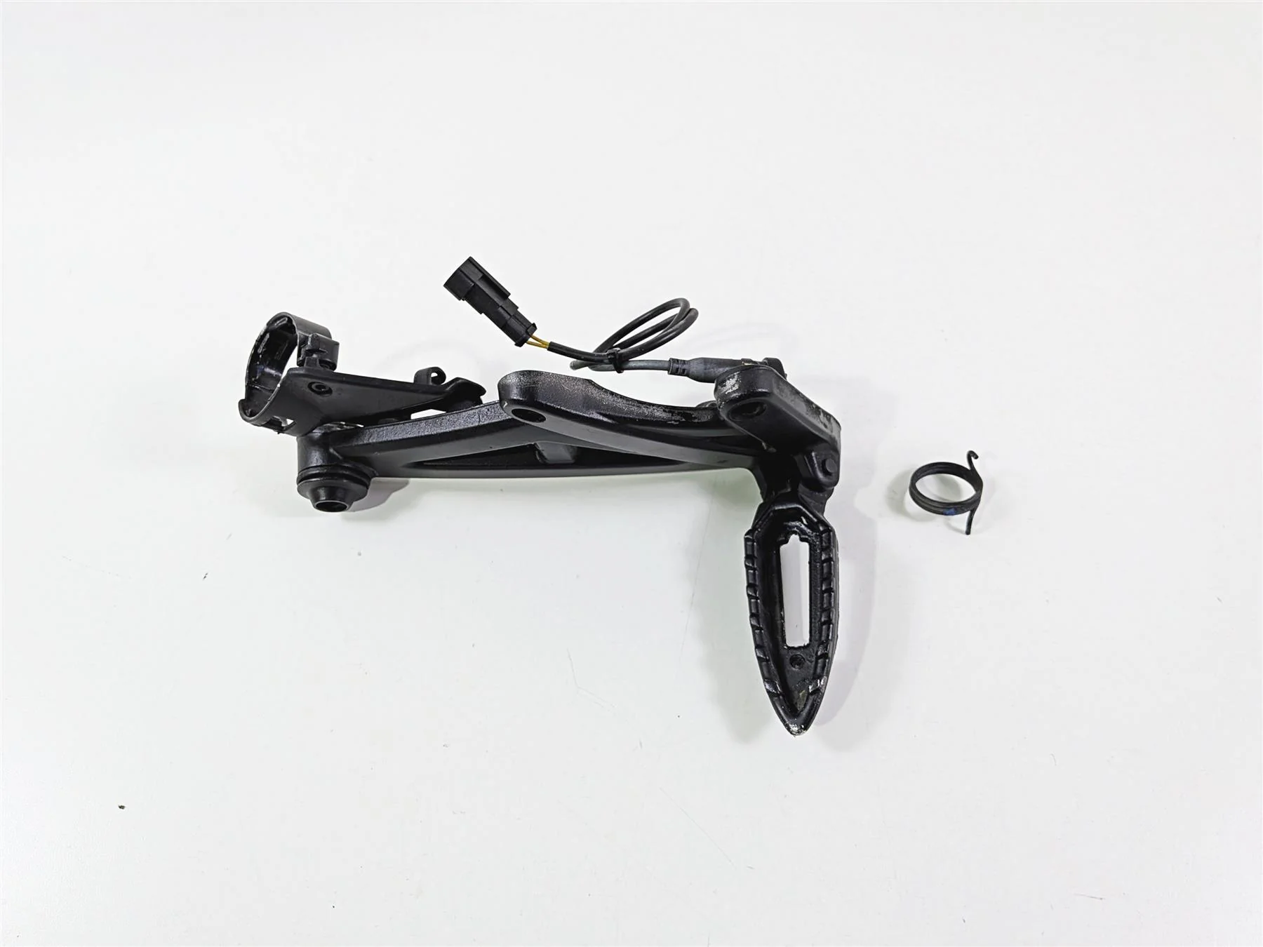 2015 Ducati Diavel Dark Right Rider Foot Peg & Mount 82411761B