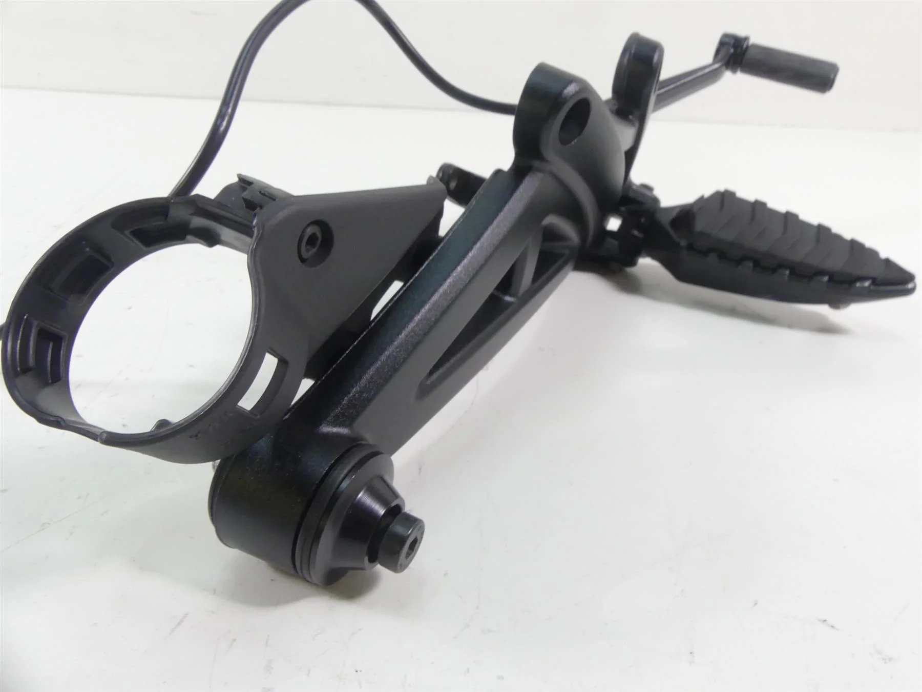 2015 Ducati Diavel Dark Right Rider Footpeg Foot Peg Brake Pedal Set 82411761B - Image 8