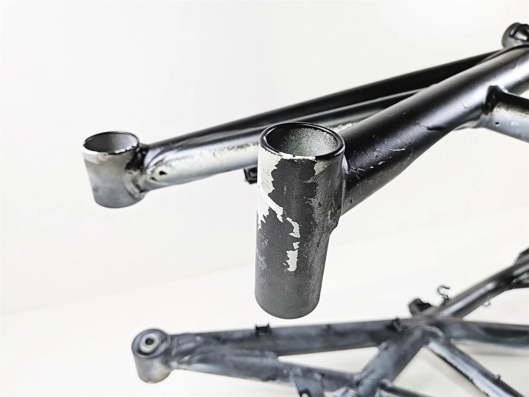 2015 Ducati Diavel Dark Straight Main Frame Chassis with Missouri Clean Title 470P2012AT - Image 10