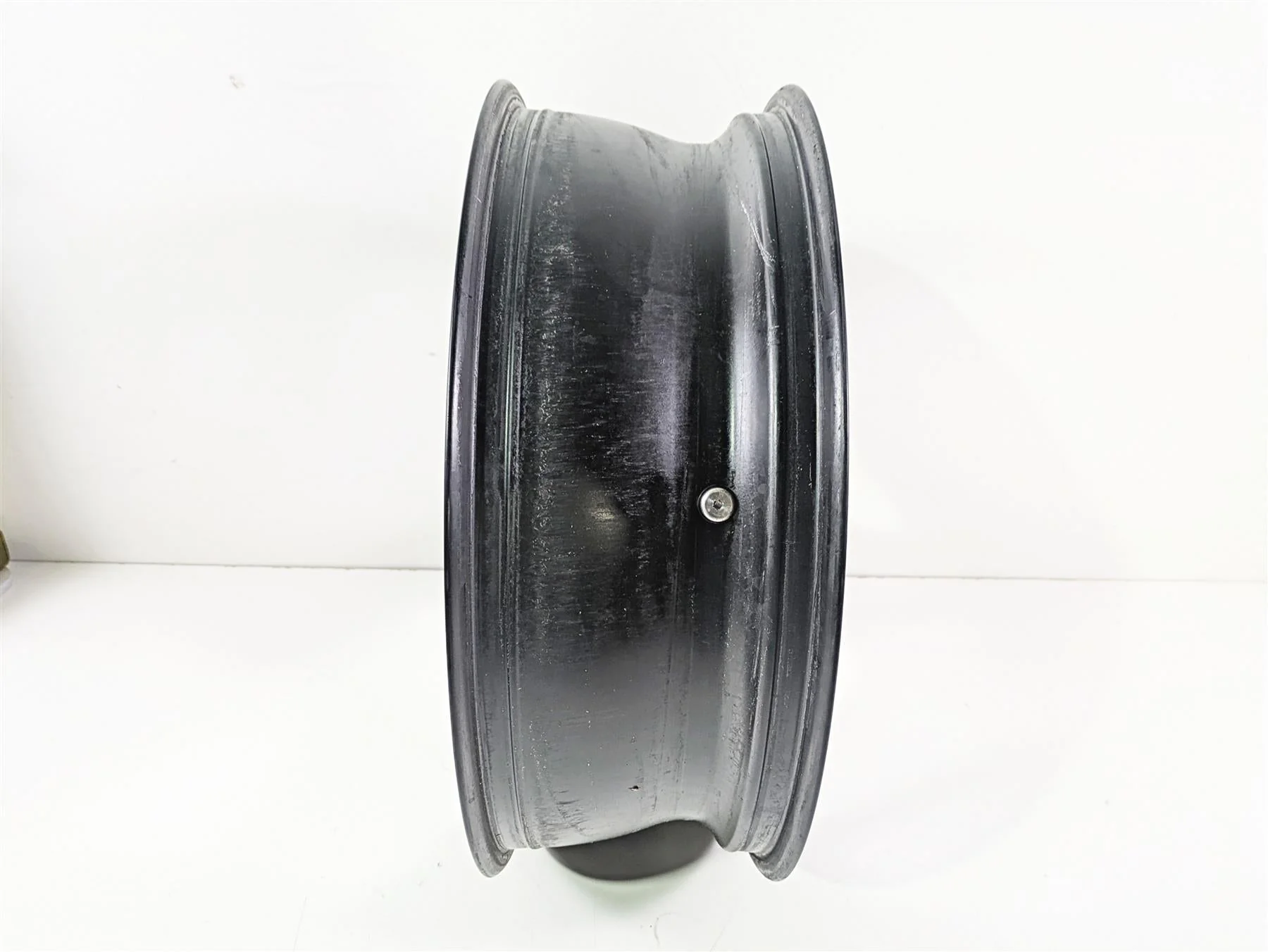 2015 Ducati Hypermotard 821 SP 17x5.5 Marchesini Rear Wheel Rim 50221561AB - Image 3
