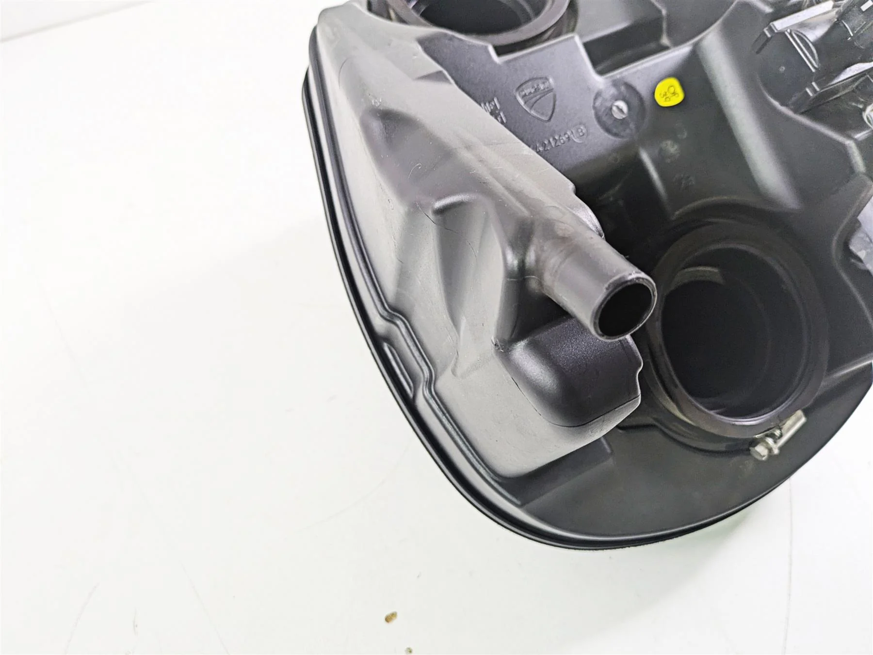 2015 Ducati Hypermotard 821 SP Air Box Cleaner Breather Filter 44212691B - Image 11