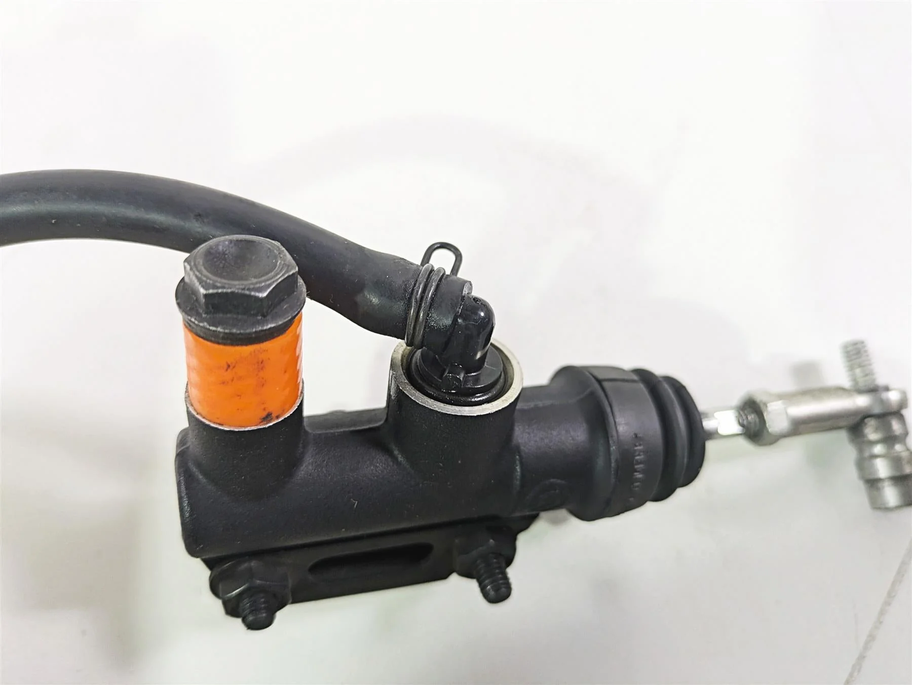 2015 Ducati Hypermotard 821 SP Brembo Rear Brake Master Cylinder 62540041A - Image 9