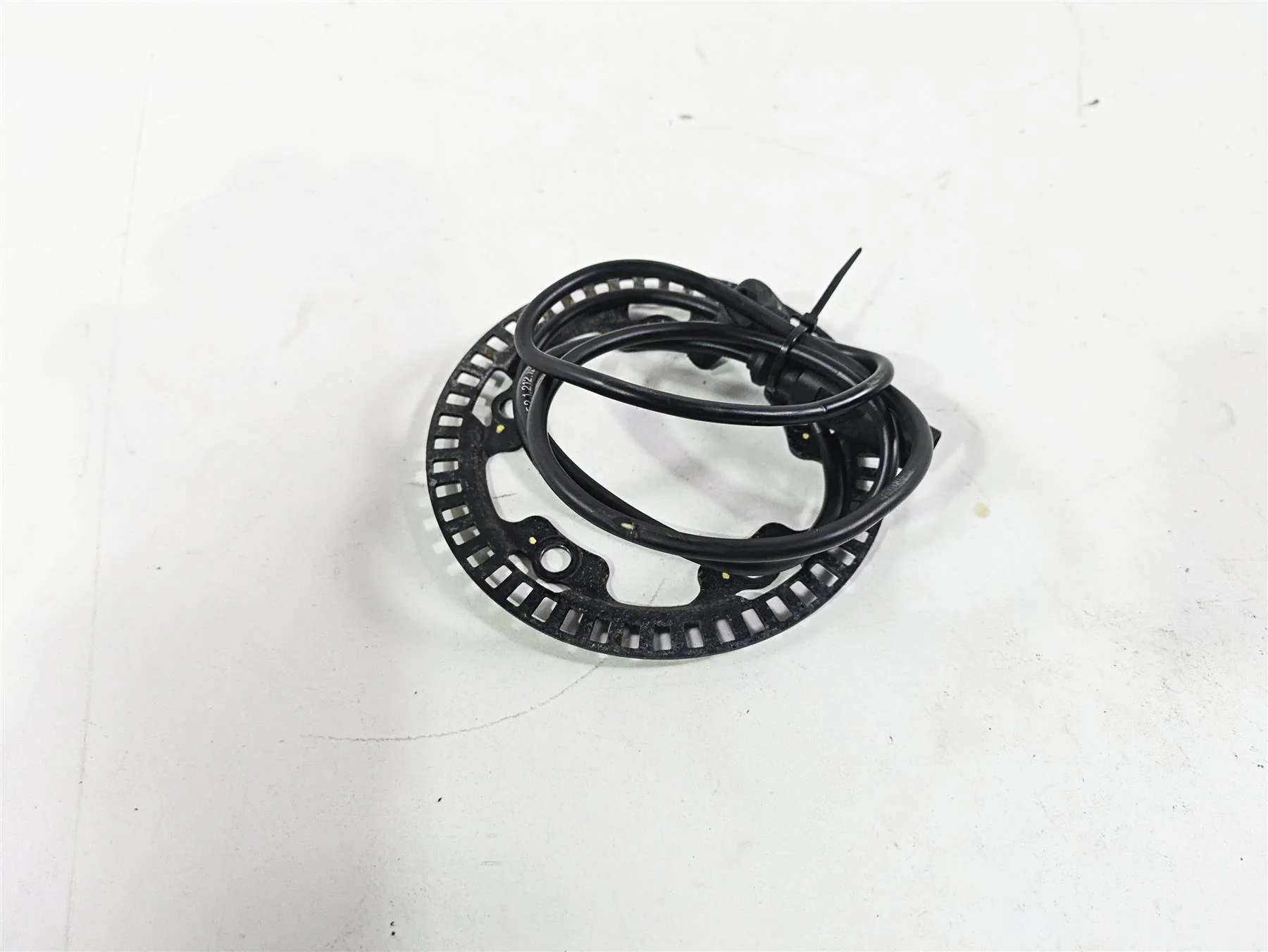 2015 Ducati Hypermotard 821 SP Front Abs Brake Wheel Speed Sensor 55212121B - Image 4