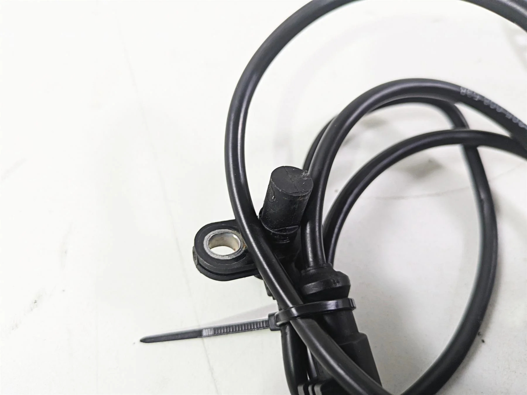 2015 Ducati Hypermotard 821 SP Front Abs Brake Wheel Speed Sensor 55212121B - Image 8