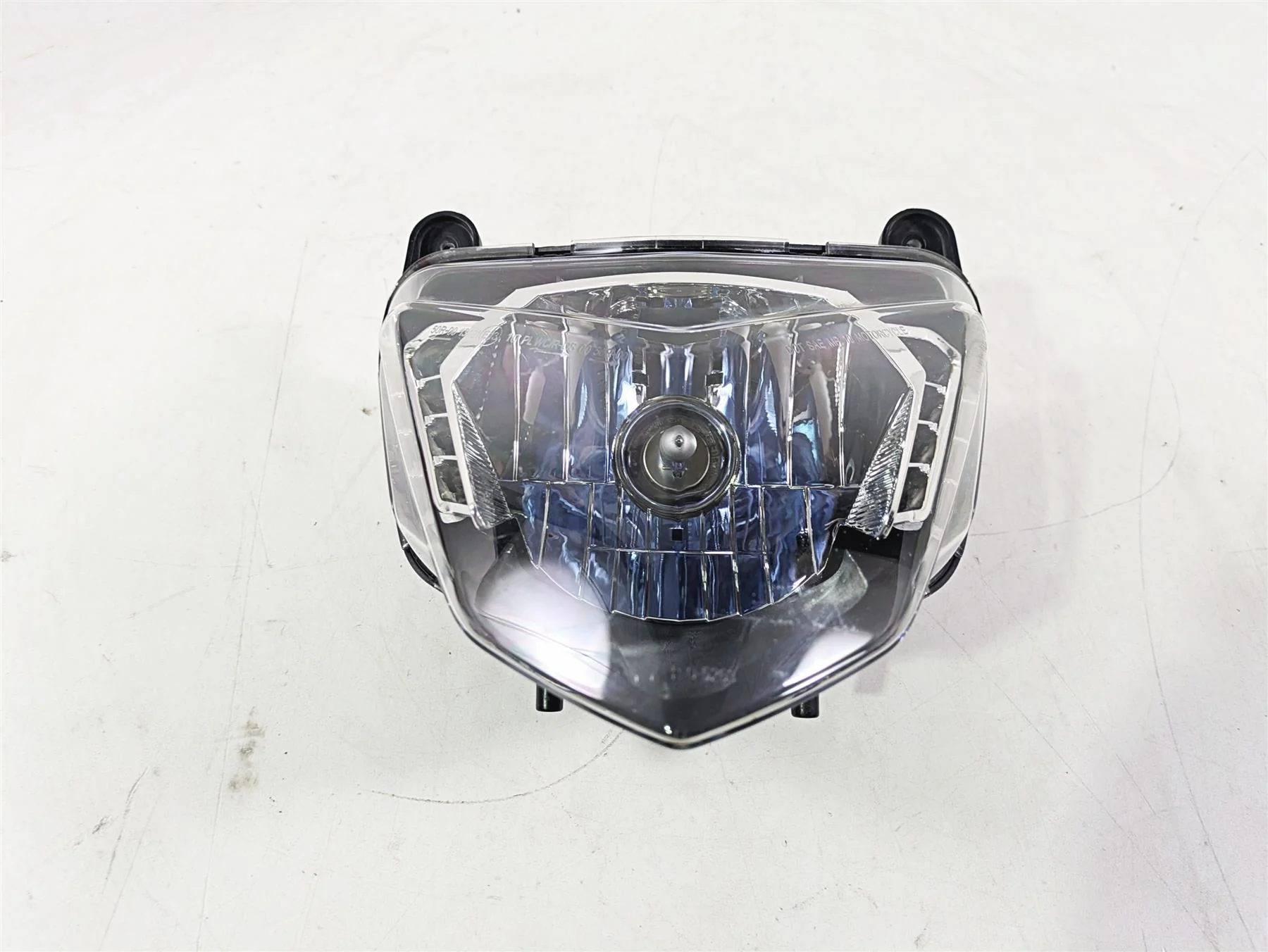 2015 Ducati Hypermotard 821 SP Headlight Head Light Lamp 52010243A