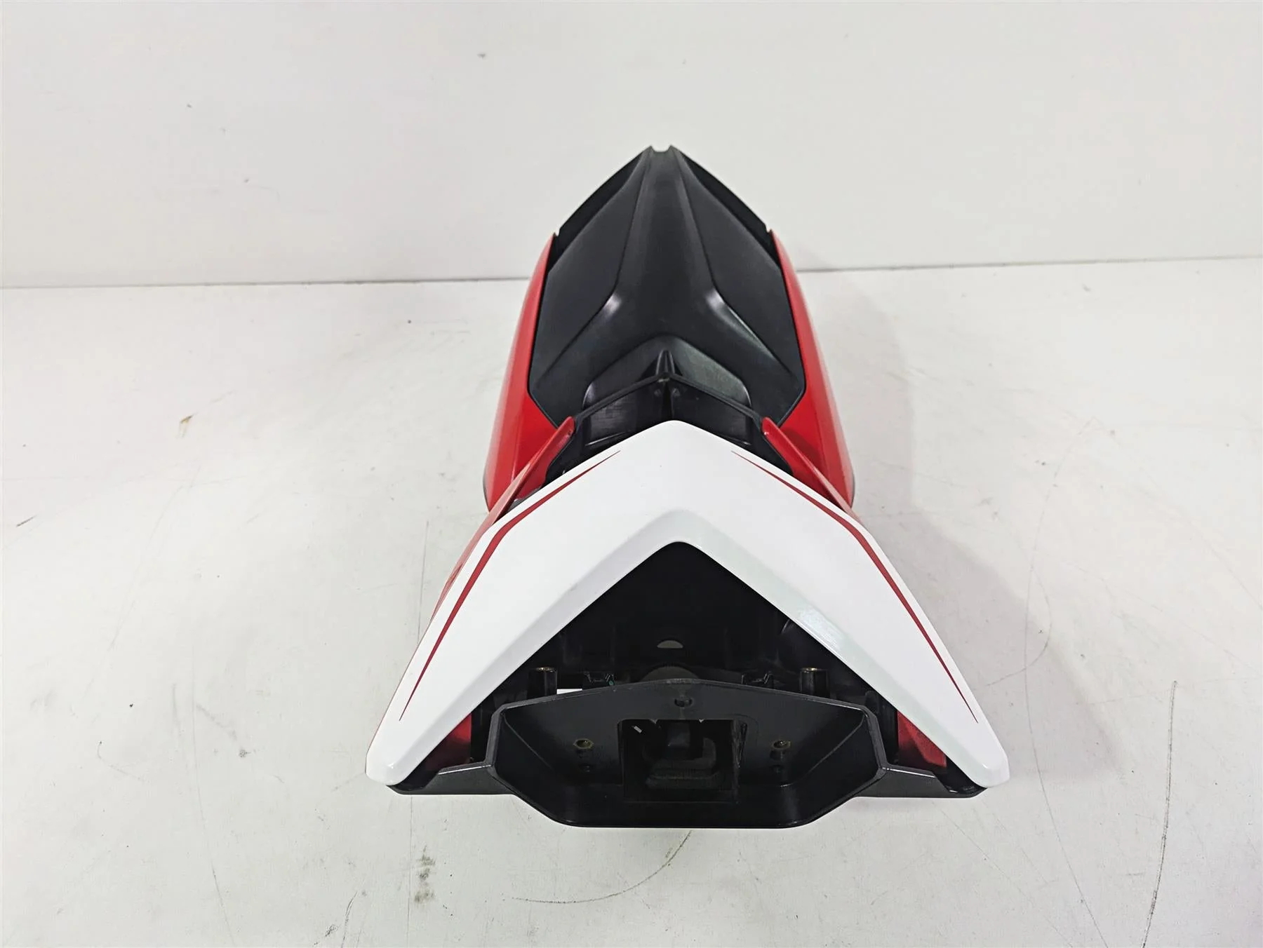 2015 Ducati Hypermotard 821 SP Inner & Outer Headlight Mask 480P5761A 48015771D - Image 4