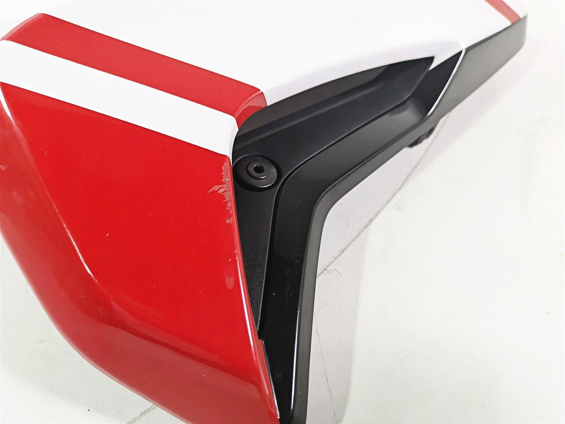 2015 Ducati Hypermotard 821 SP Right Fuel Gas Tank Fairing Cover Cowl 48015691C - Image 7