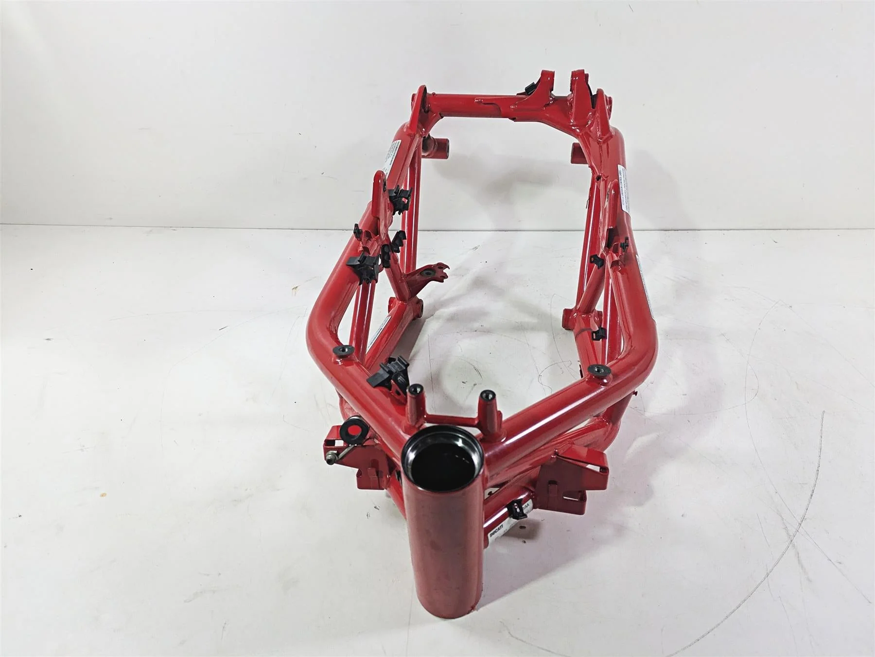2015 Ducati Hypermotard 821 SP Straight Main Frame Chassis 470P7141EA - Image 3
