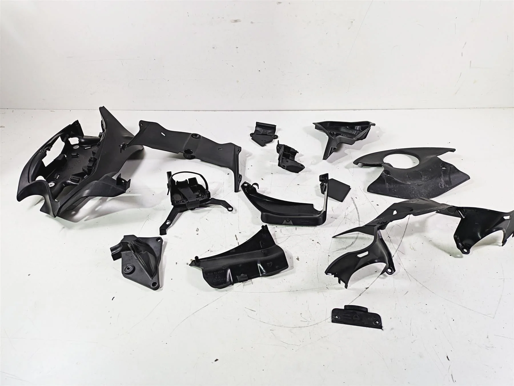 2015 Ducati Panigale 1299 S Black Molded Infill Cover Fairings Set 8291B801A