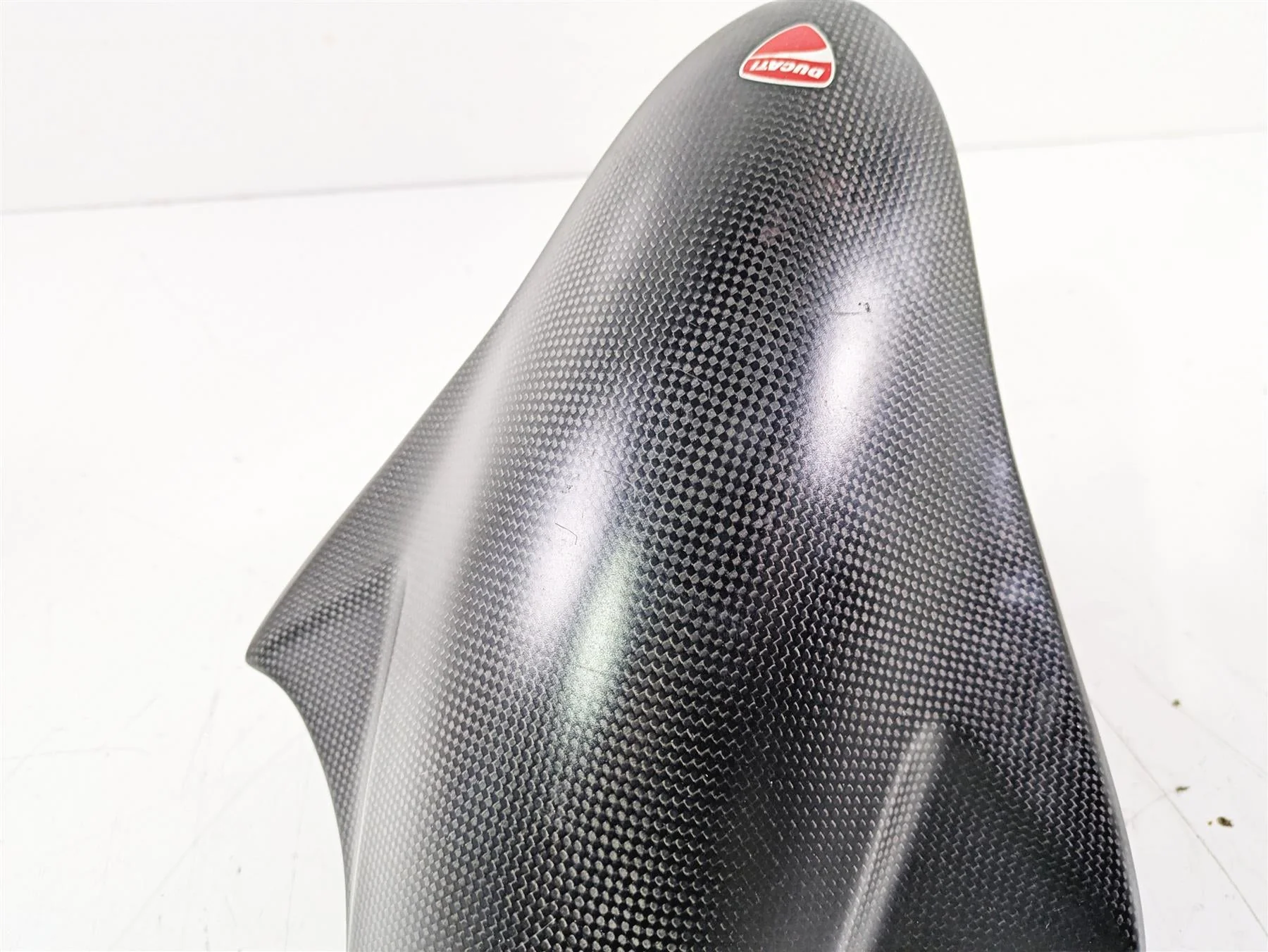 2015 Ducati Panigale 1299 S Front Fender Carbon Fiber 56420982A - Image 7