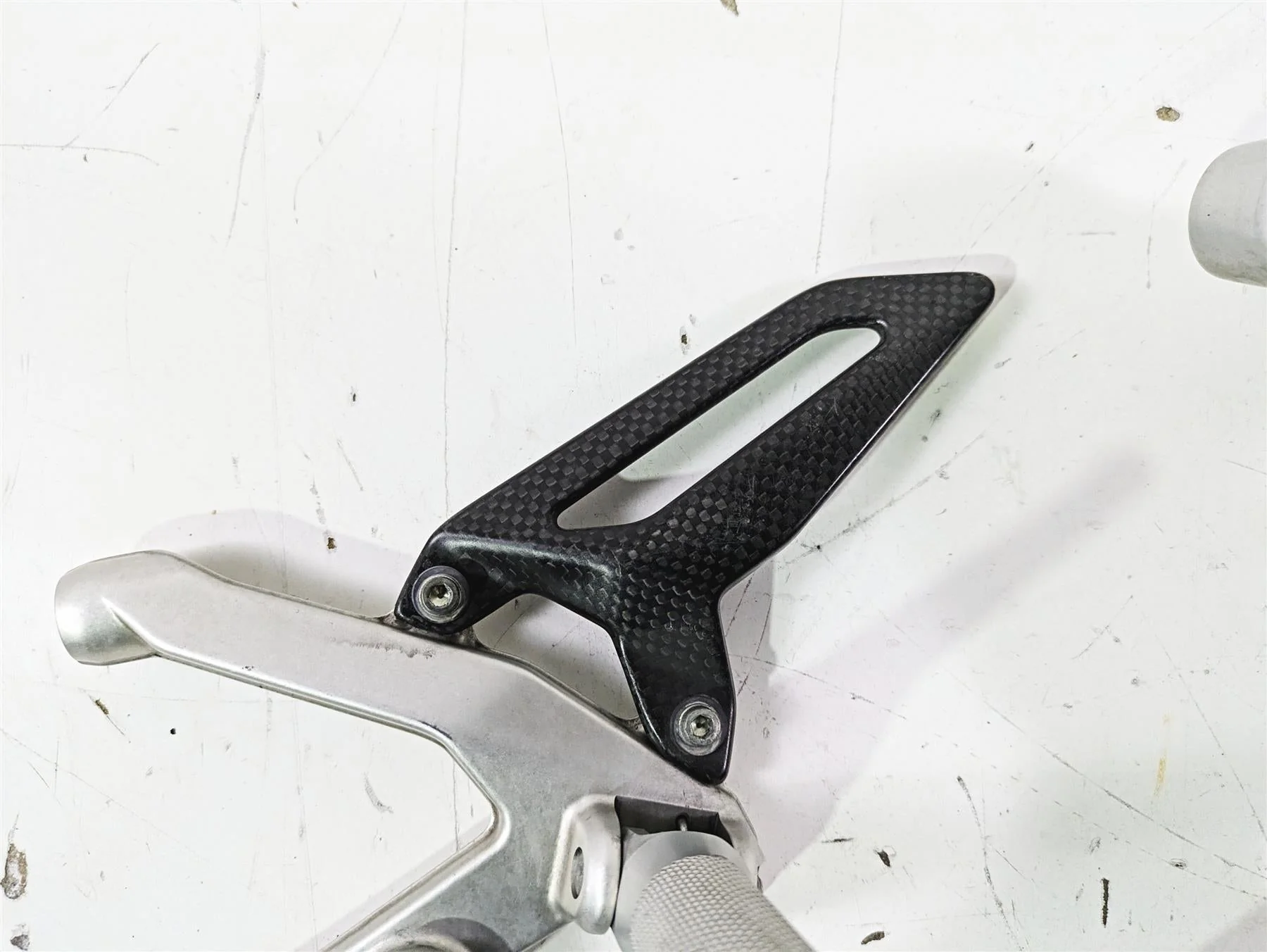 2015 Ducati Panigale 1299 S Left Footpeg & Frame Holder 8291E061AA 82424631AA - Image 8