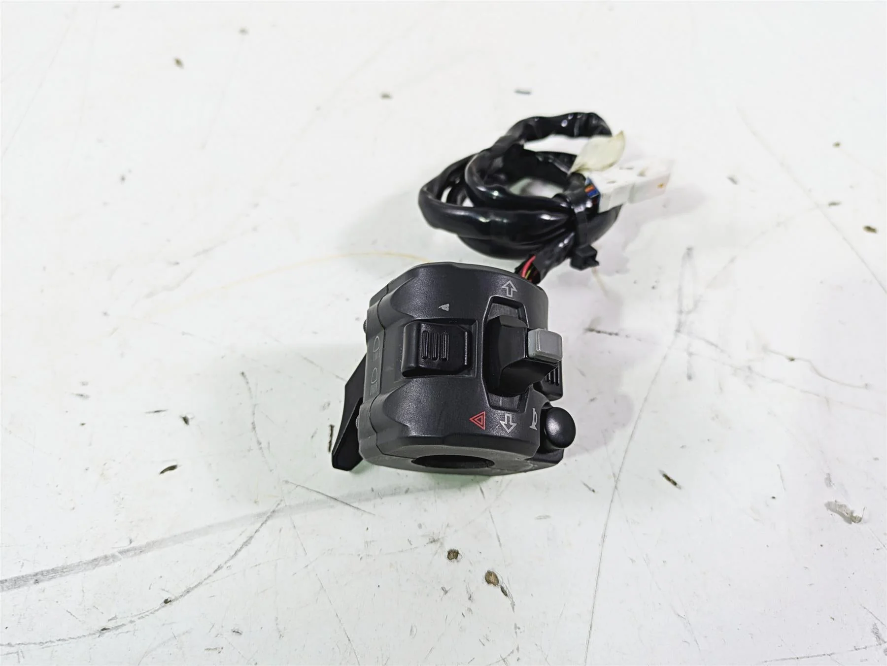 2015 Ducati Panigale 1299 S Left Hand Light Control Switch 65110132A - Image 4