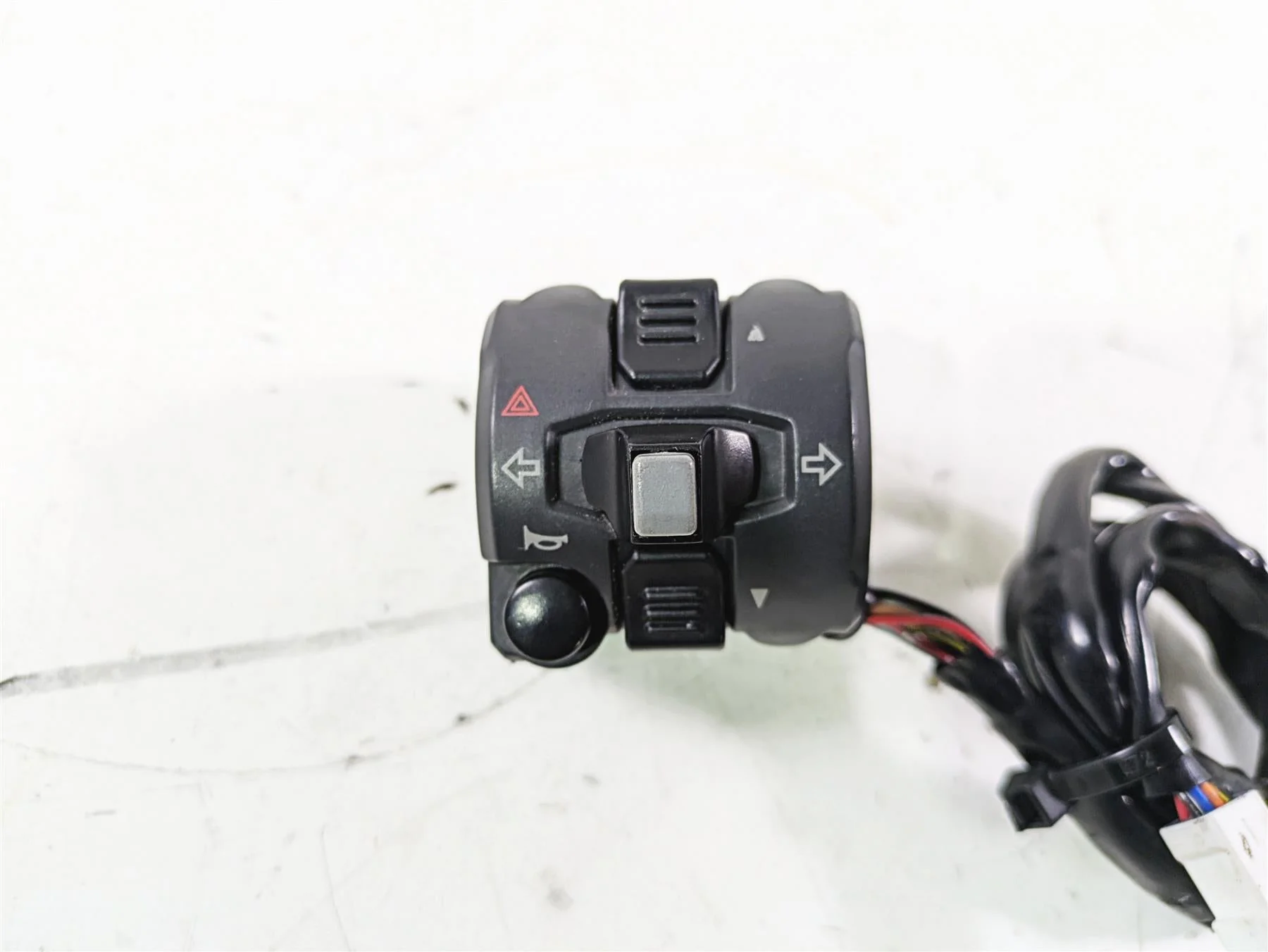 2015 Ducati Panigale 1299 S Left Hand Light Control Switch 65110132A - Image 7
