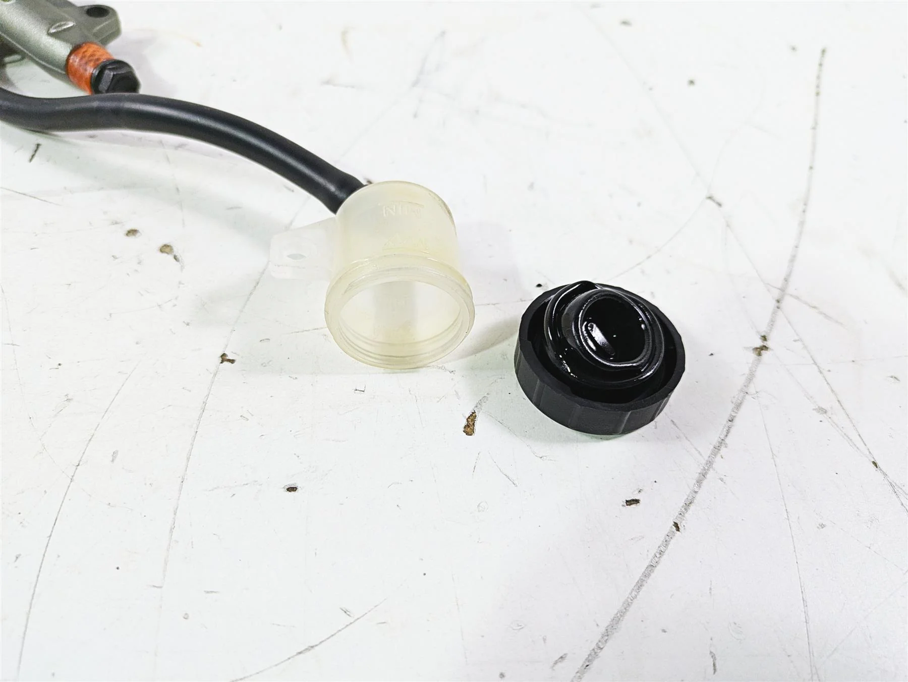 2015 Ducati Panigale 1299 S Rear Brembo Brake Master Cylinder 62540311C - Image 12
