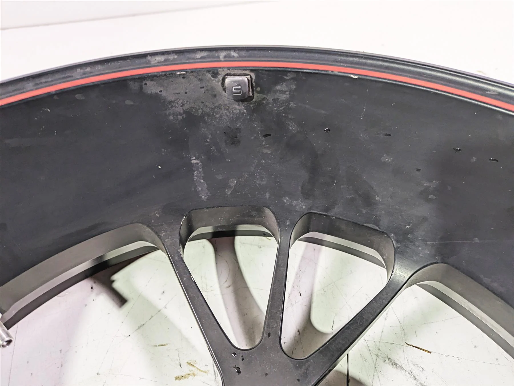 2015 Ducati Panigale 1299 S Rear Marchesini 6x17 Wheel Rim DENT 50221501AB - Image 12