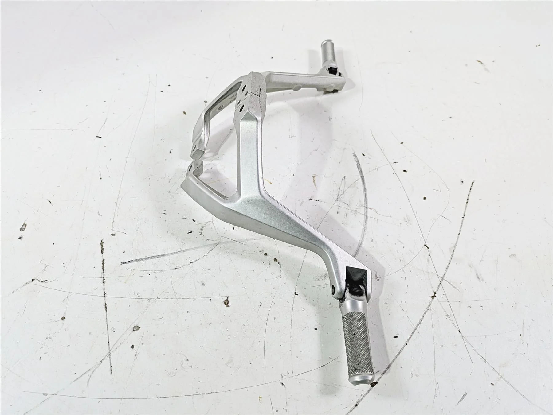 2015 Ducati Panigale 1299 S Rear Passenger Footpeg Set 82411892BA 82411881BA - Image 2