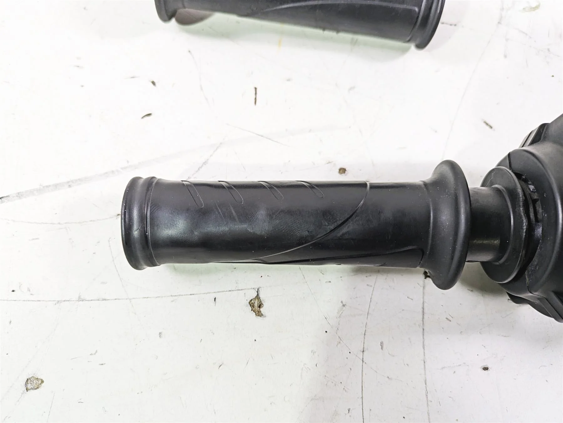2015 Ducati Panigale 1299 S Ride By Wire Throttle Sensor & Grip 66020011B - Image 12