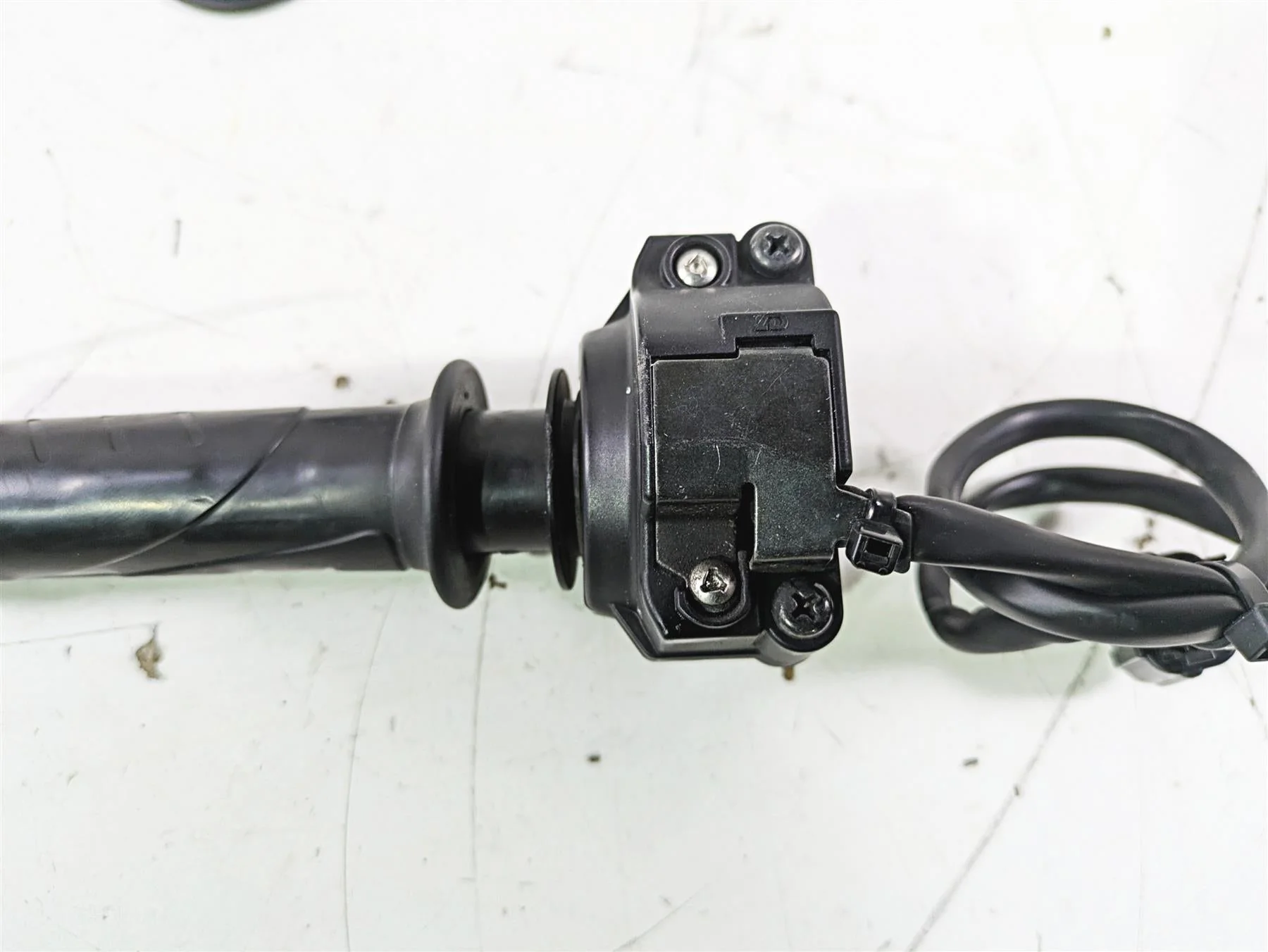 2015 Ducati Panigale 1299 S Ride By Wire Throttle Sensor & Grip 66020011B - Image 9