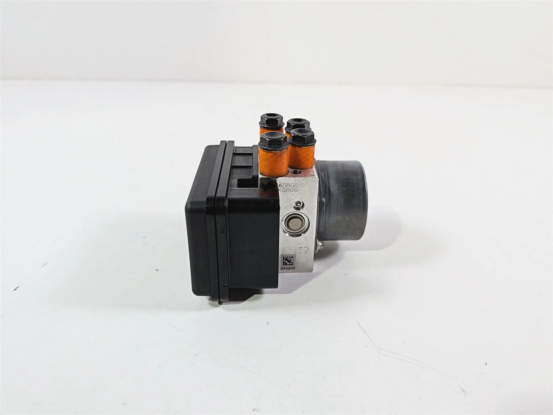 2015 Ducati Scrambler Urban Enduro Abs Brake Pump Control Module 54240521C - Image 3
