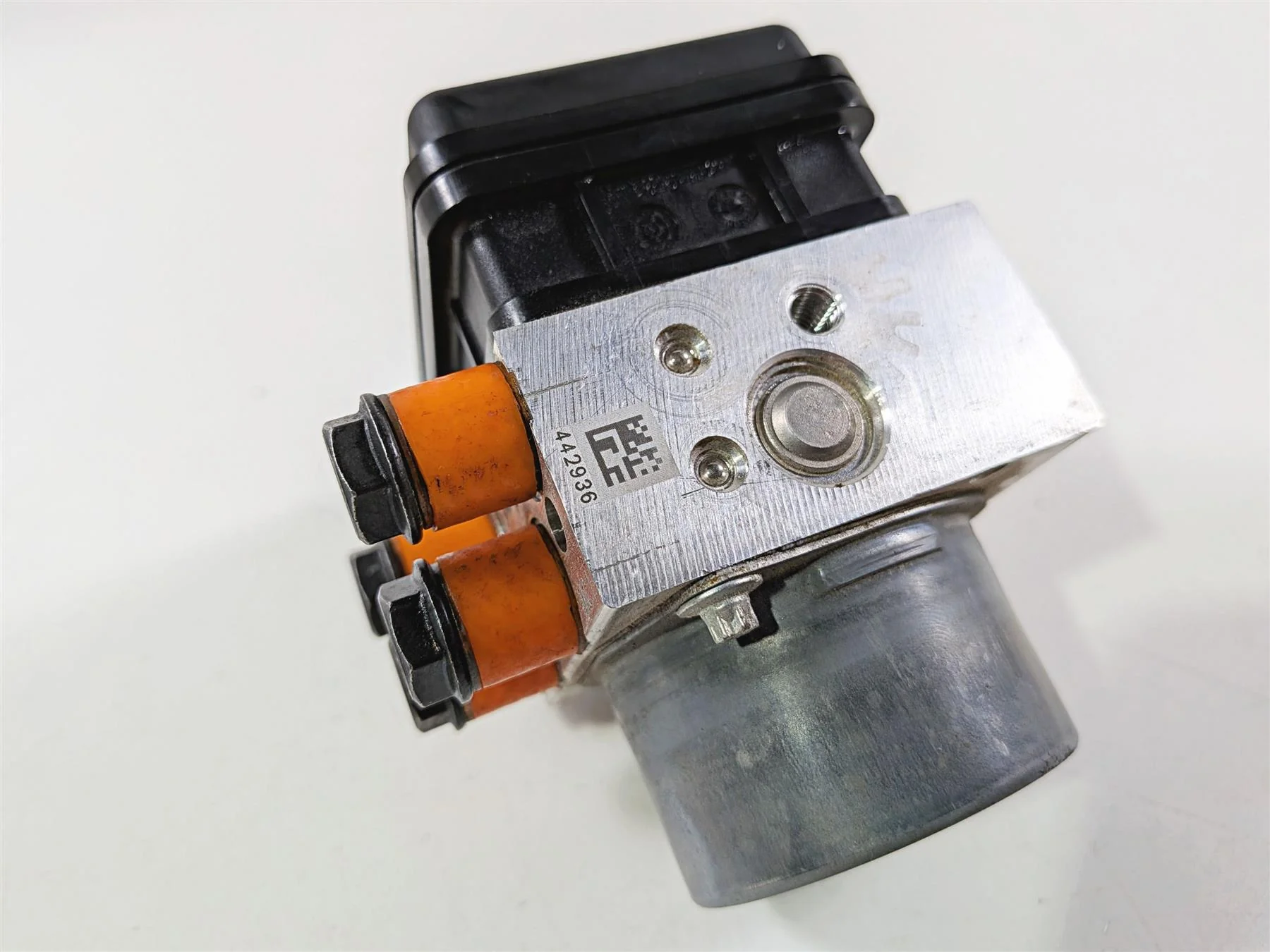 2015 Ducati Scrambler Urban Enduro Abs Brake Pump Control Module 54240521C - Image 9
