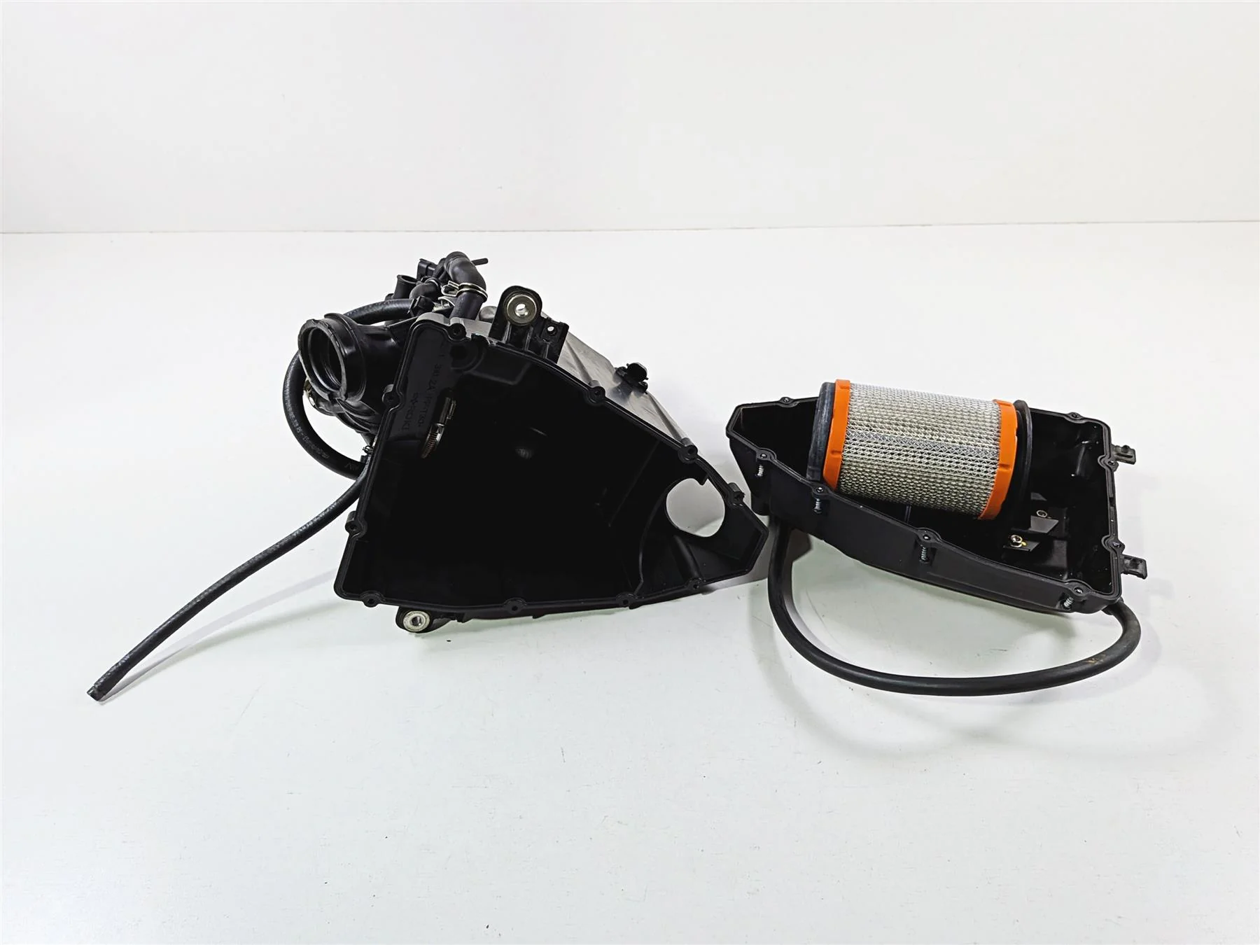 2015 Ducati Scrambler Urban Enduro Air Box Cleaner Breather Filter 44213103A