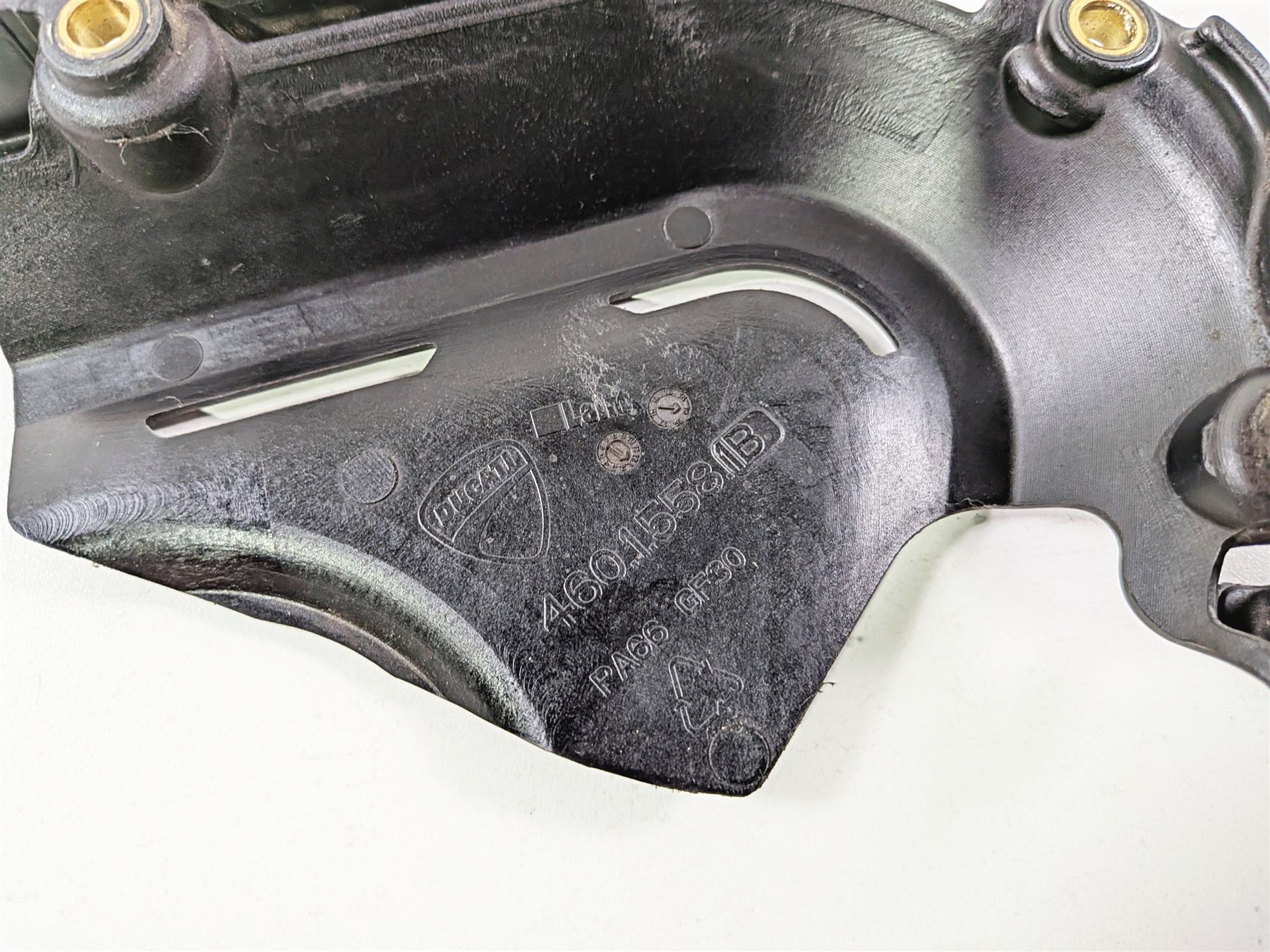 2015 Ducati Scrambler Urban Enduro Crankcase Sprocket Chain Cover 46015581B - Image 7